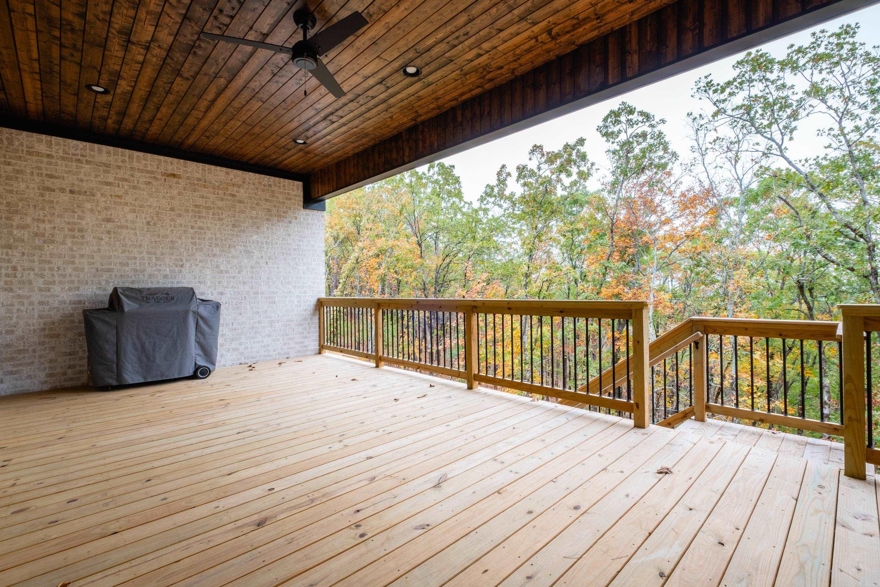 CHENAL VALLEY "FALSTONE COURT" - Residential