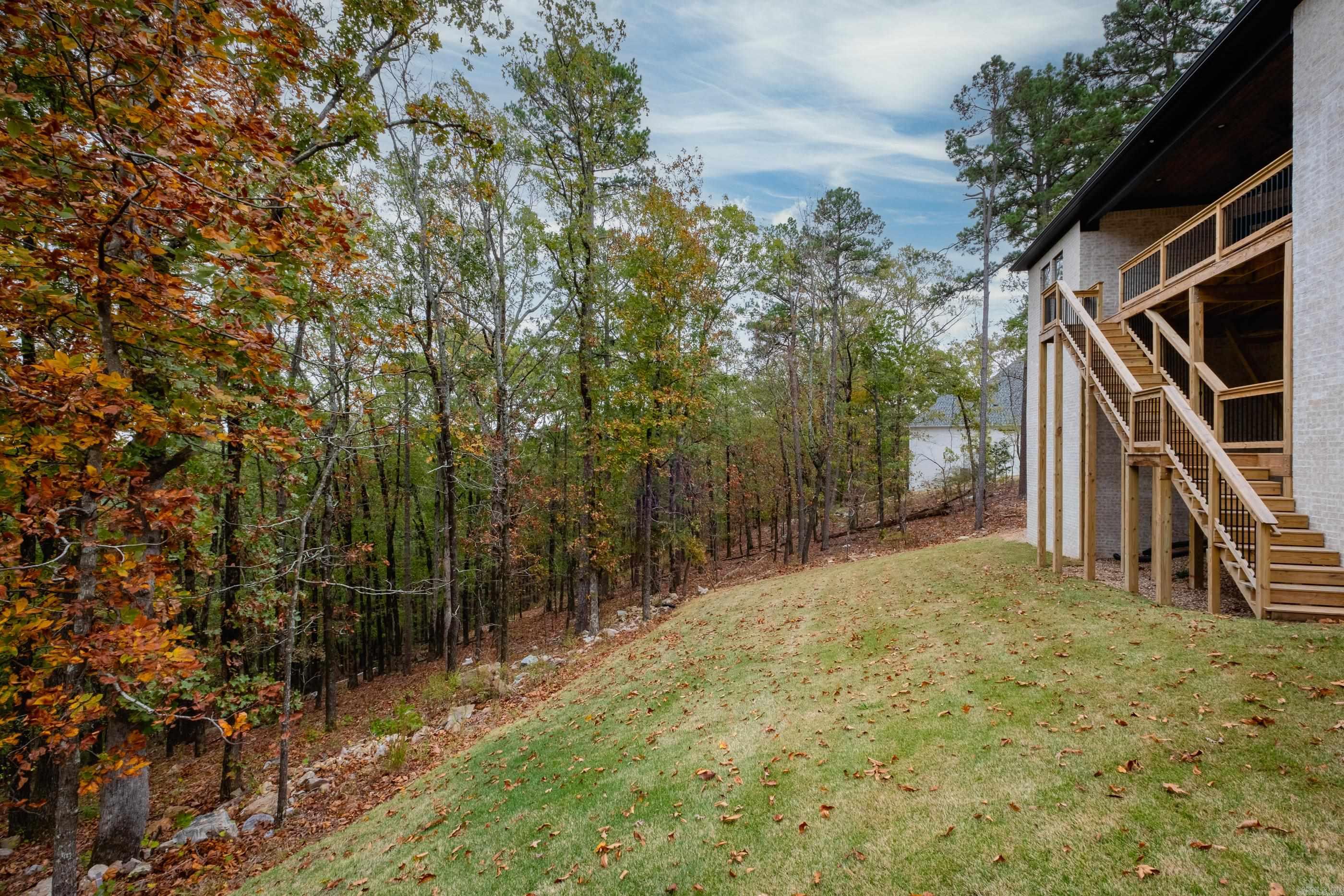 CHENAL VALLEY "FALSTONE COURT" - Residential