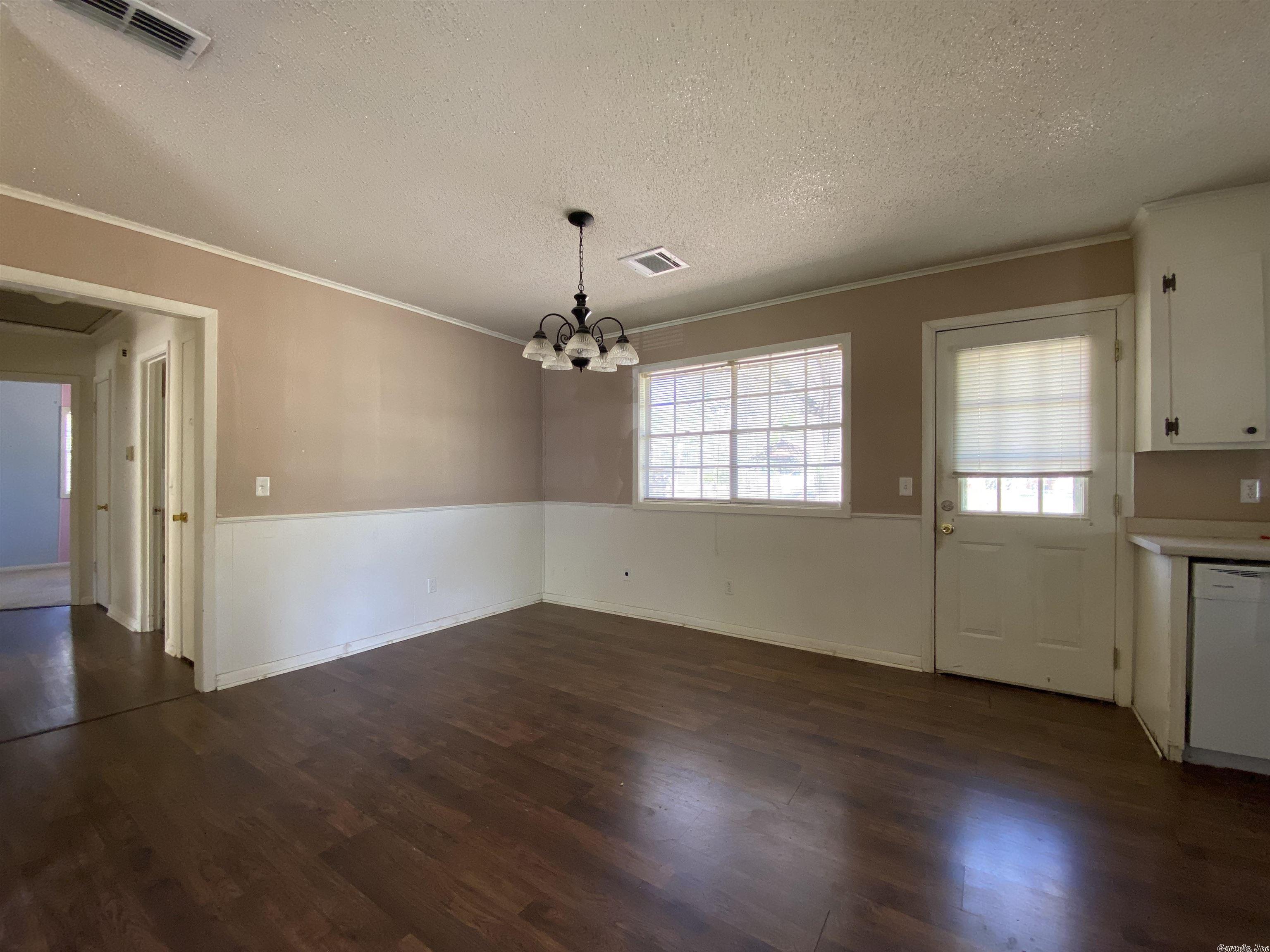 OAKHURST - Residential