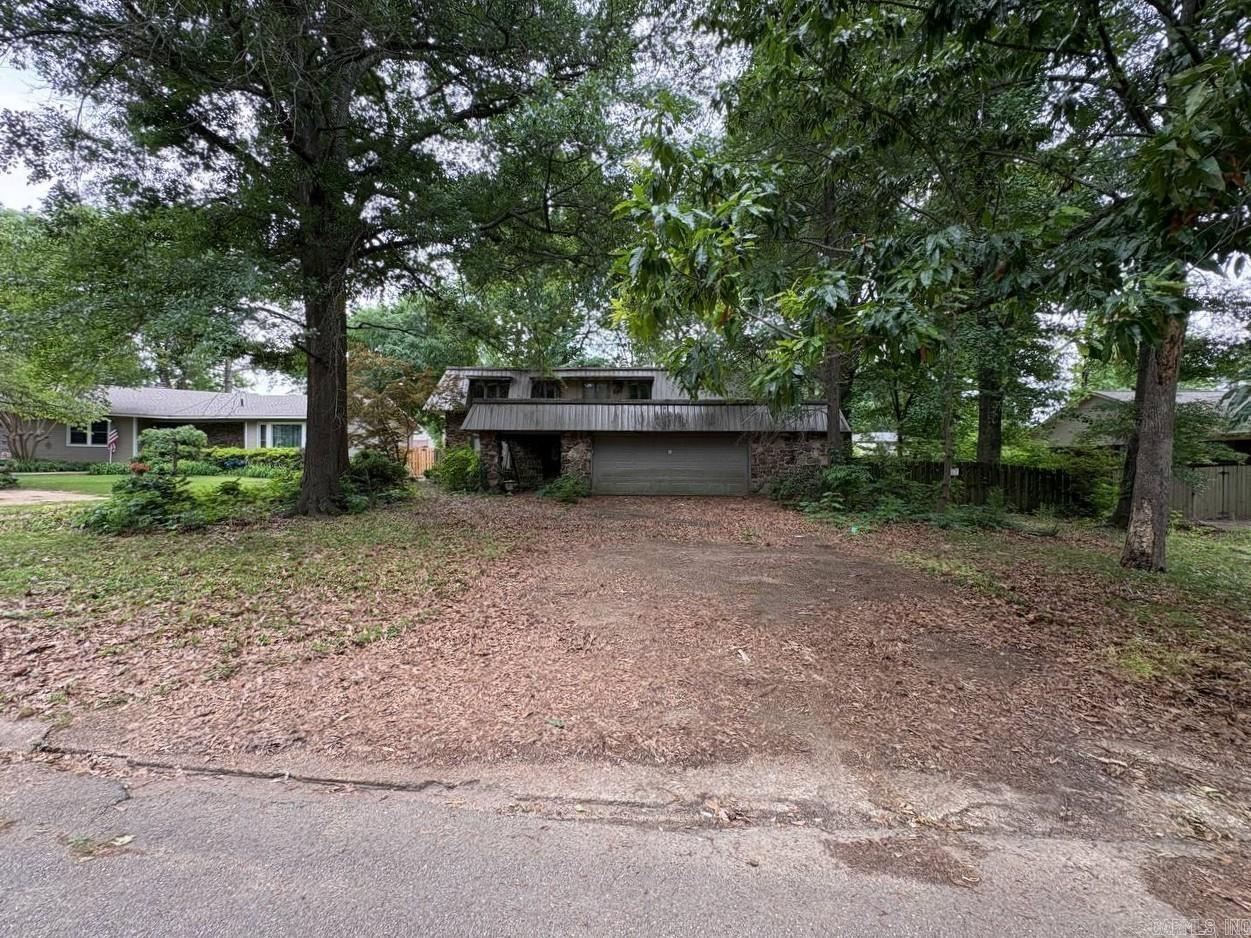 Investor special in the heart of Jonesboro! Located in an established neighborhood where surrounding homes are selling in the upper $200Ks to $400Ks, this approximately 2,538 sq ft property offers exceptional upside potential for the right buyer. Featuring approximately 4 bedrooms and 2.5 baths, this home is being offered strictly as-is and is priced aggressively for a quick sale.  The property is currently unsafe for entry due to significant structural concerns, including roof and flooring damage, and interior access will only be permitted at your own risk. Buyer to verify all property information, square footage, condition, and feasibility of renovation. Ideal opportunity for experienced investors, builders, or cash buyers looking for their next value-add project in a desirable area. Seller is highly motivated and welcomes offers.  Tobi Koonce, Realtor  Keller Williams Realty, Lifestyle Collective Team Email: tobikoonce@kw.com Phone: (870)942-9689