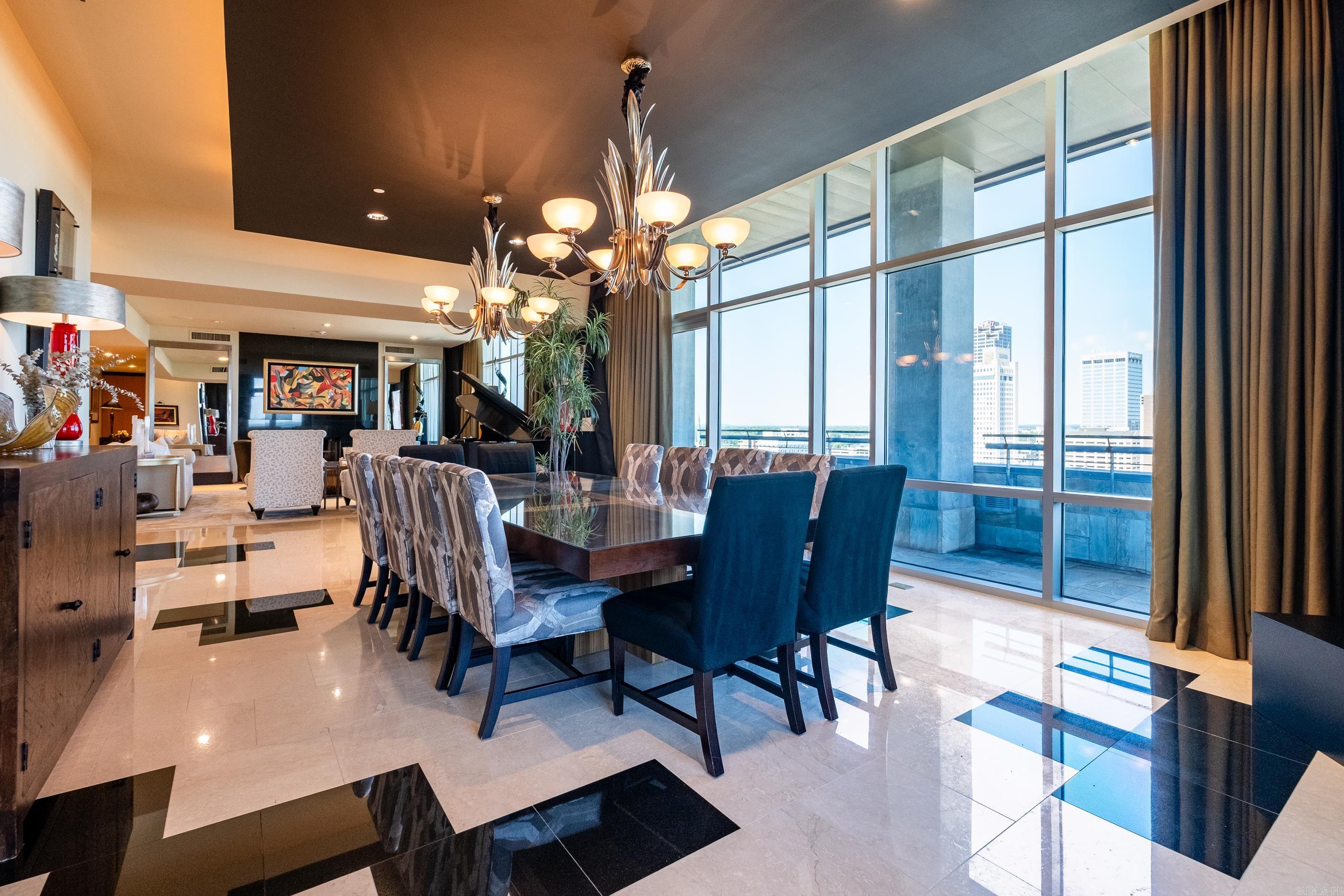 300 THIRD HPR - Residential