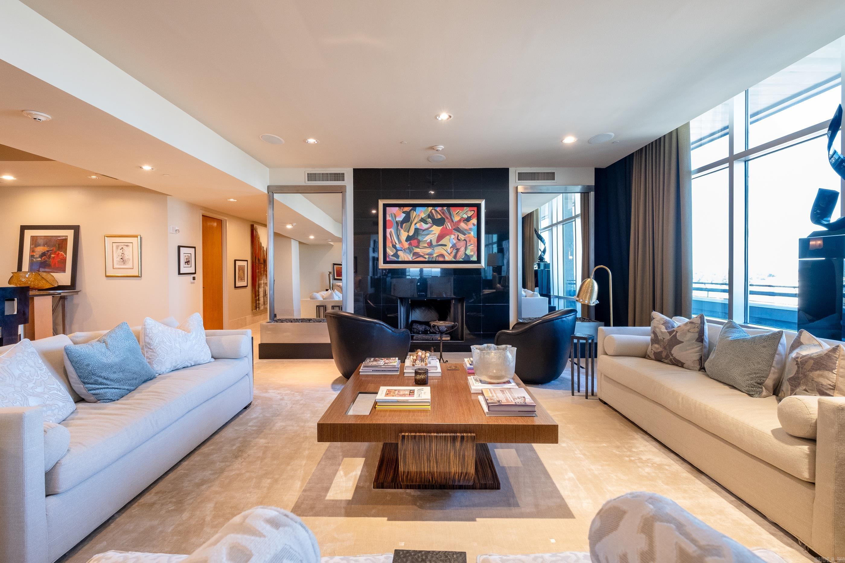 300 THIRD HPR - Residential