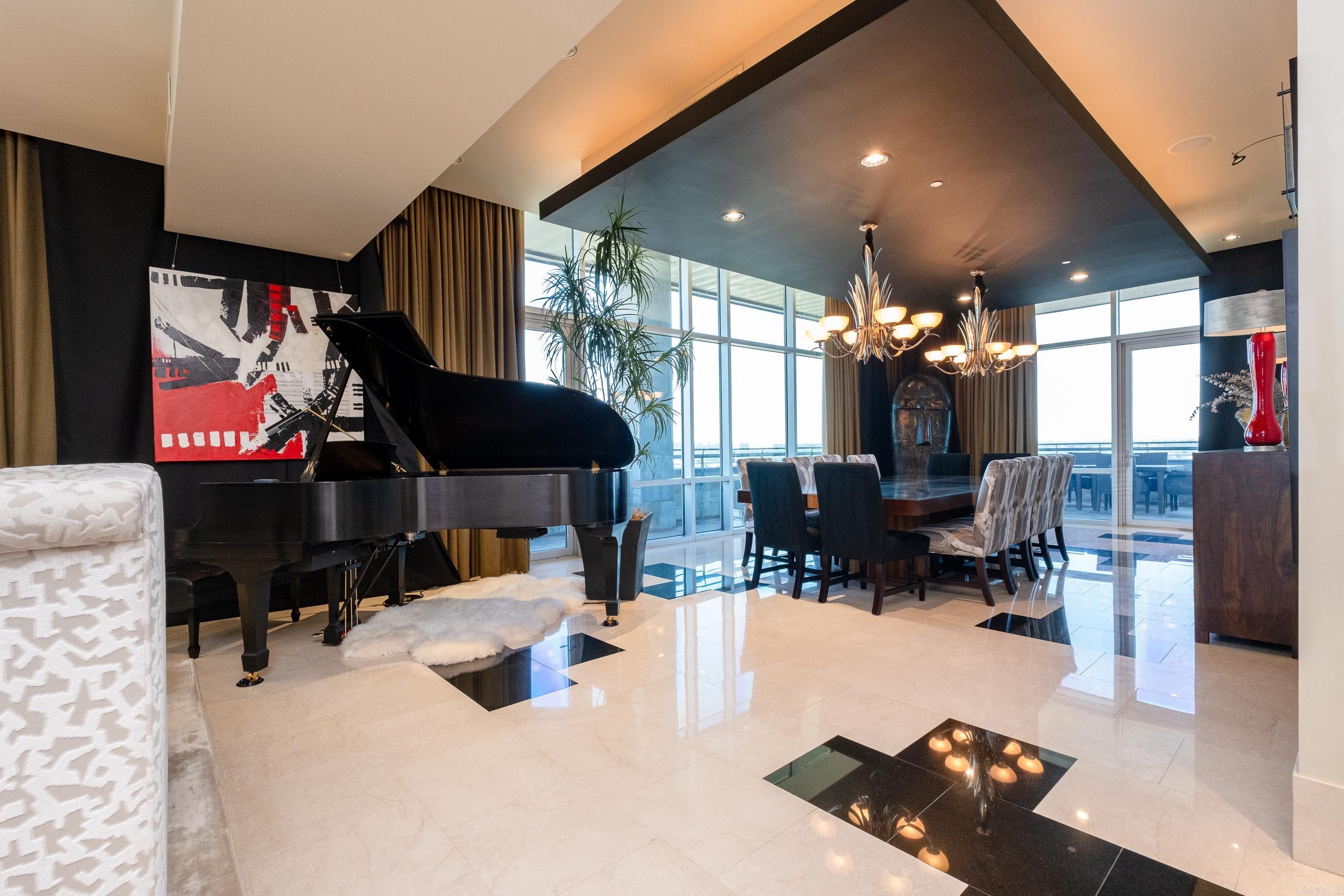 300 THIRD HPR - Residential
