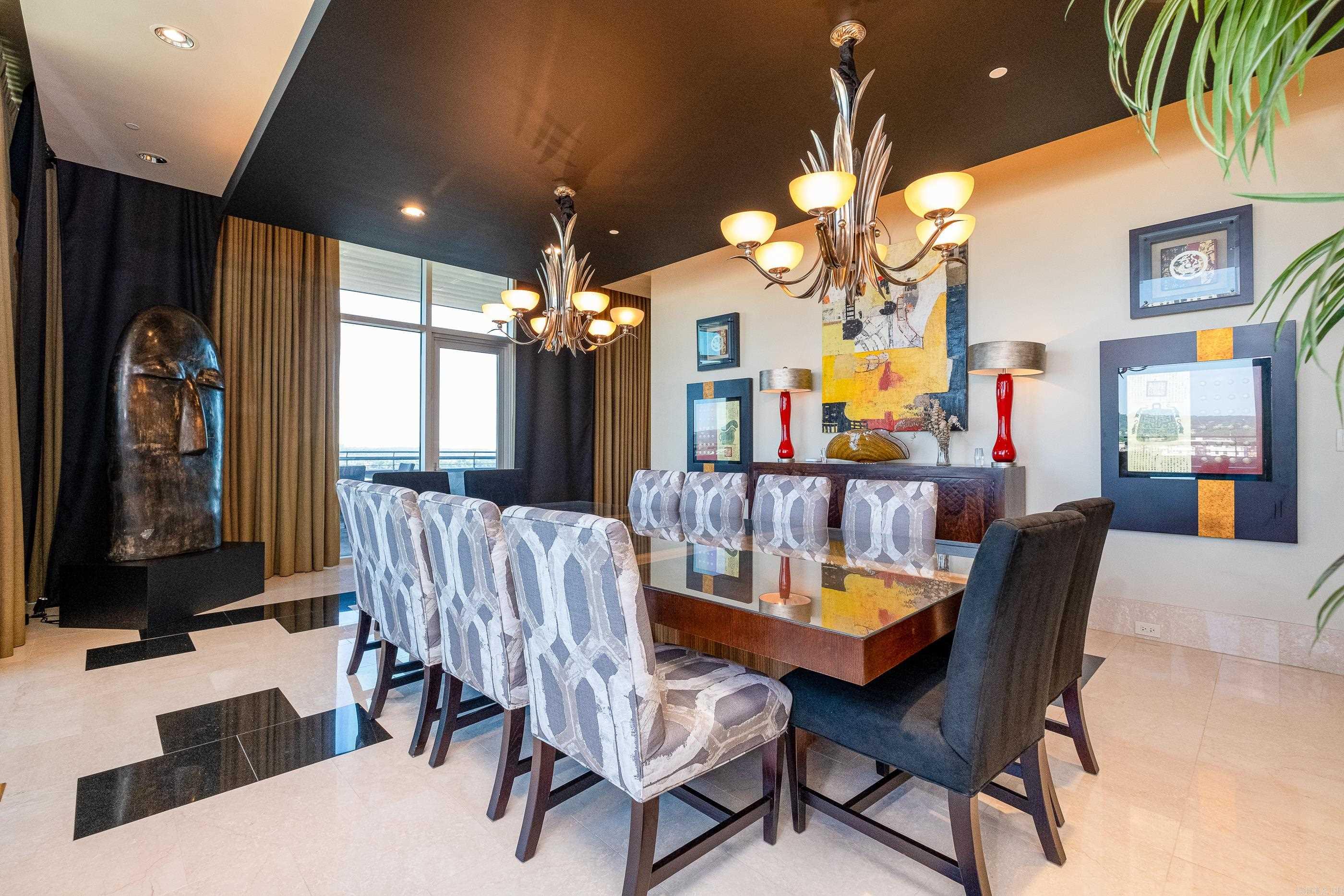 300 THIRD HPR - Residential