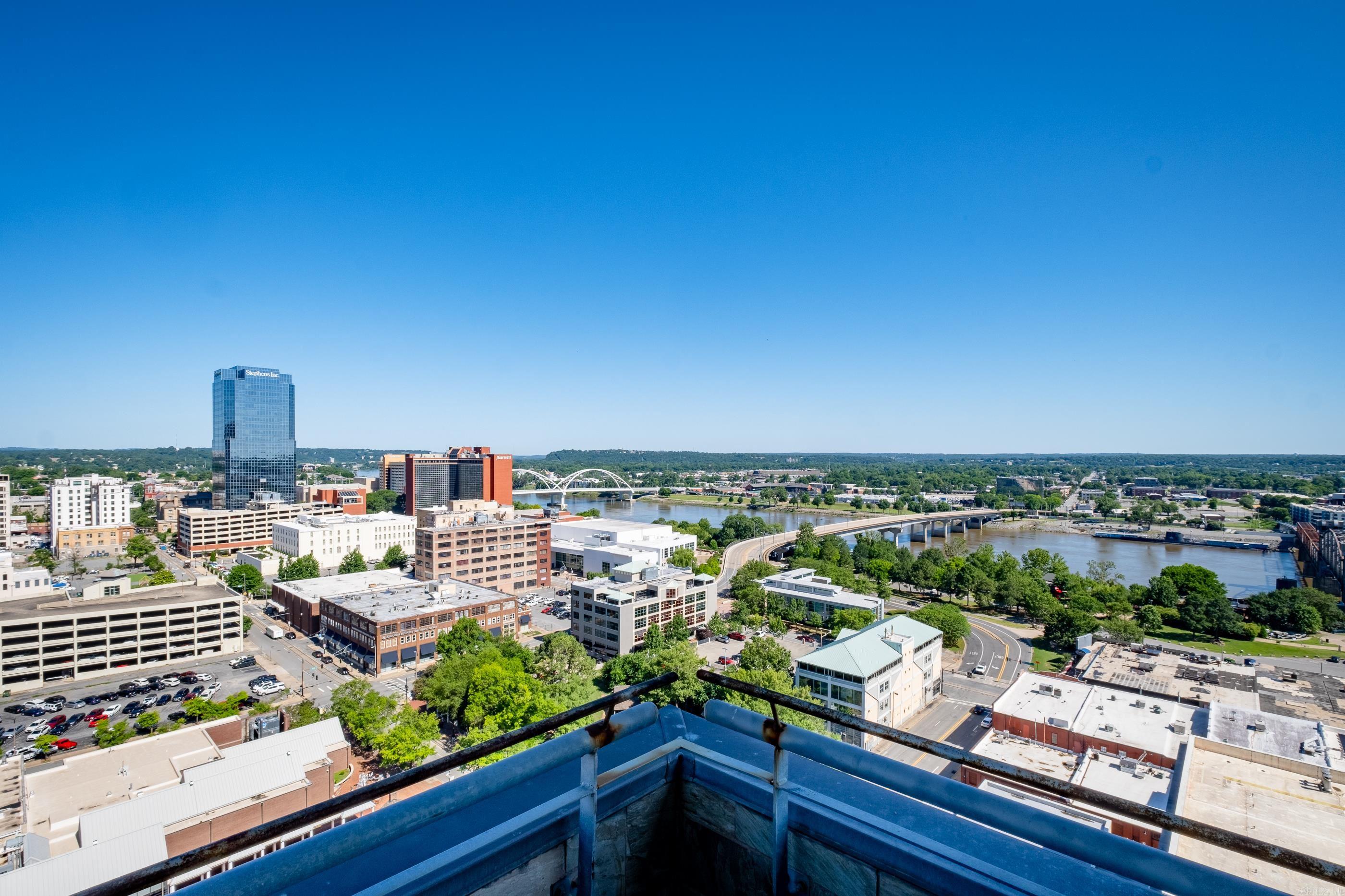 300 THIRD HPR - Residential