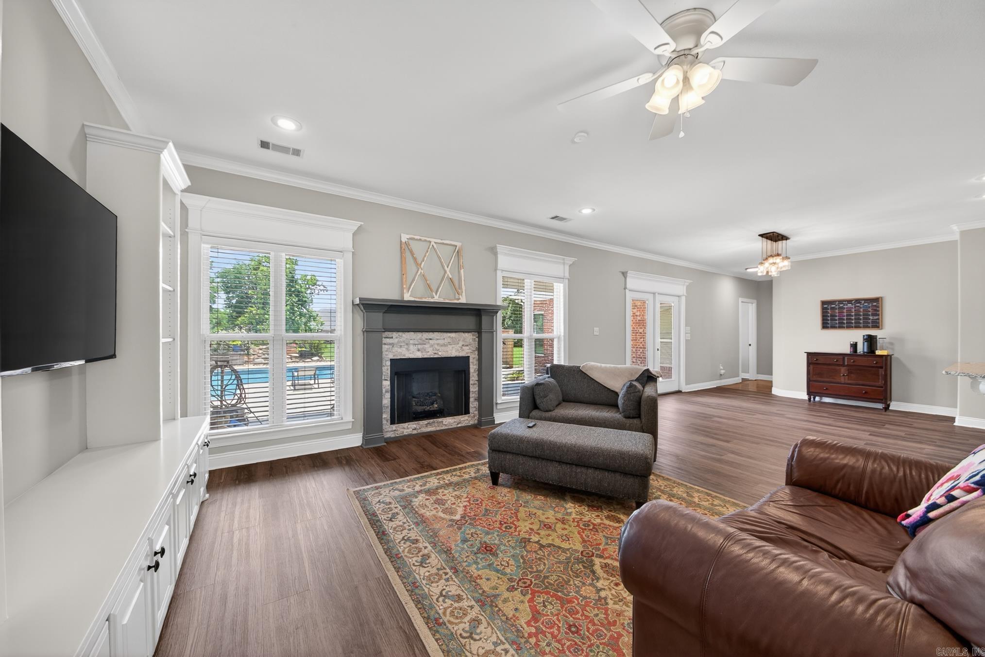 GREYSTONE - Residential