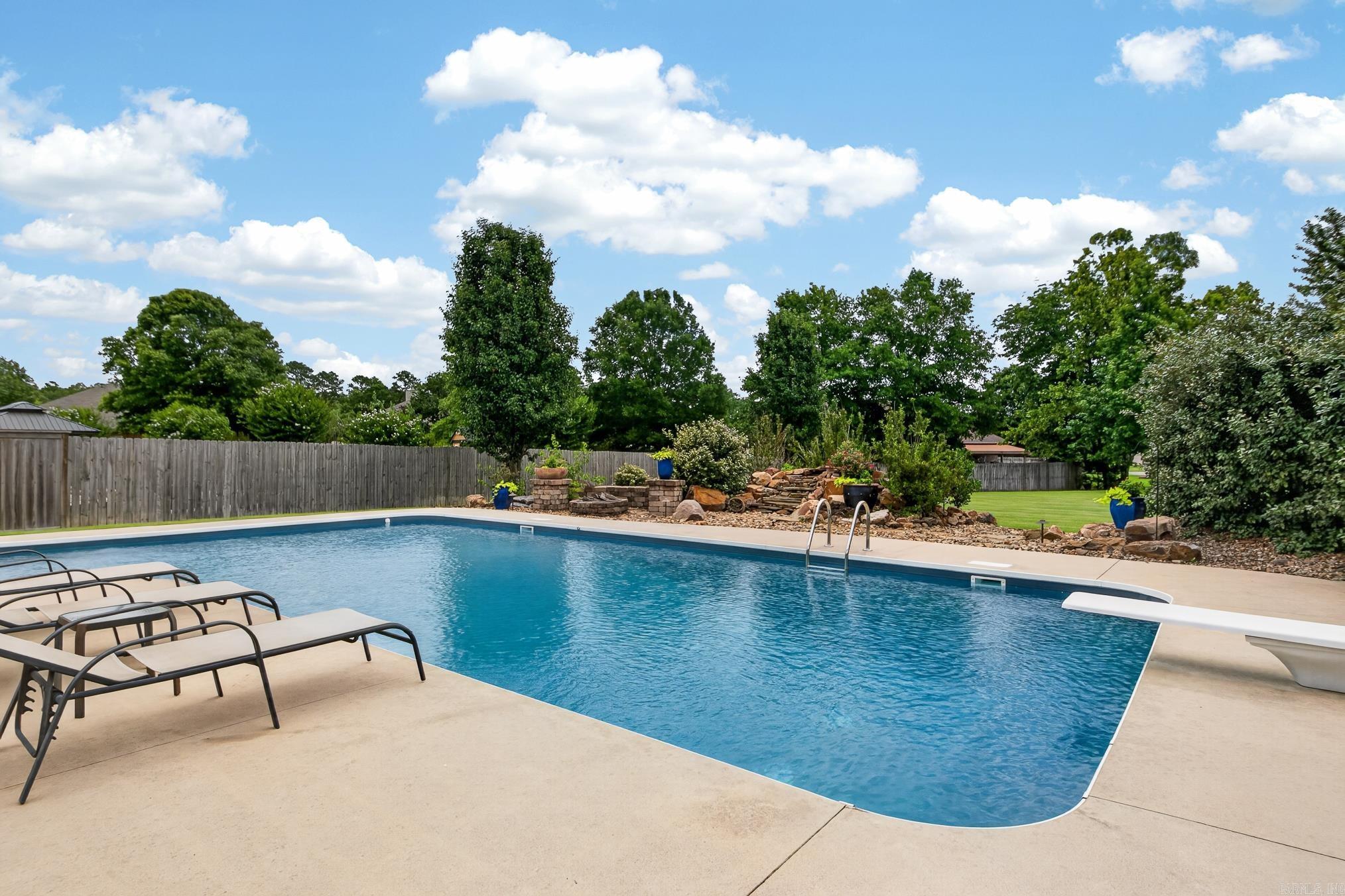 GREYSTONE - Residential