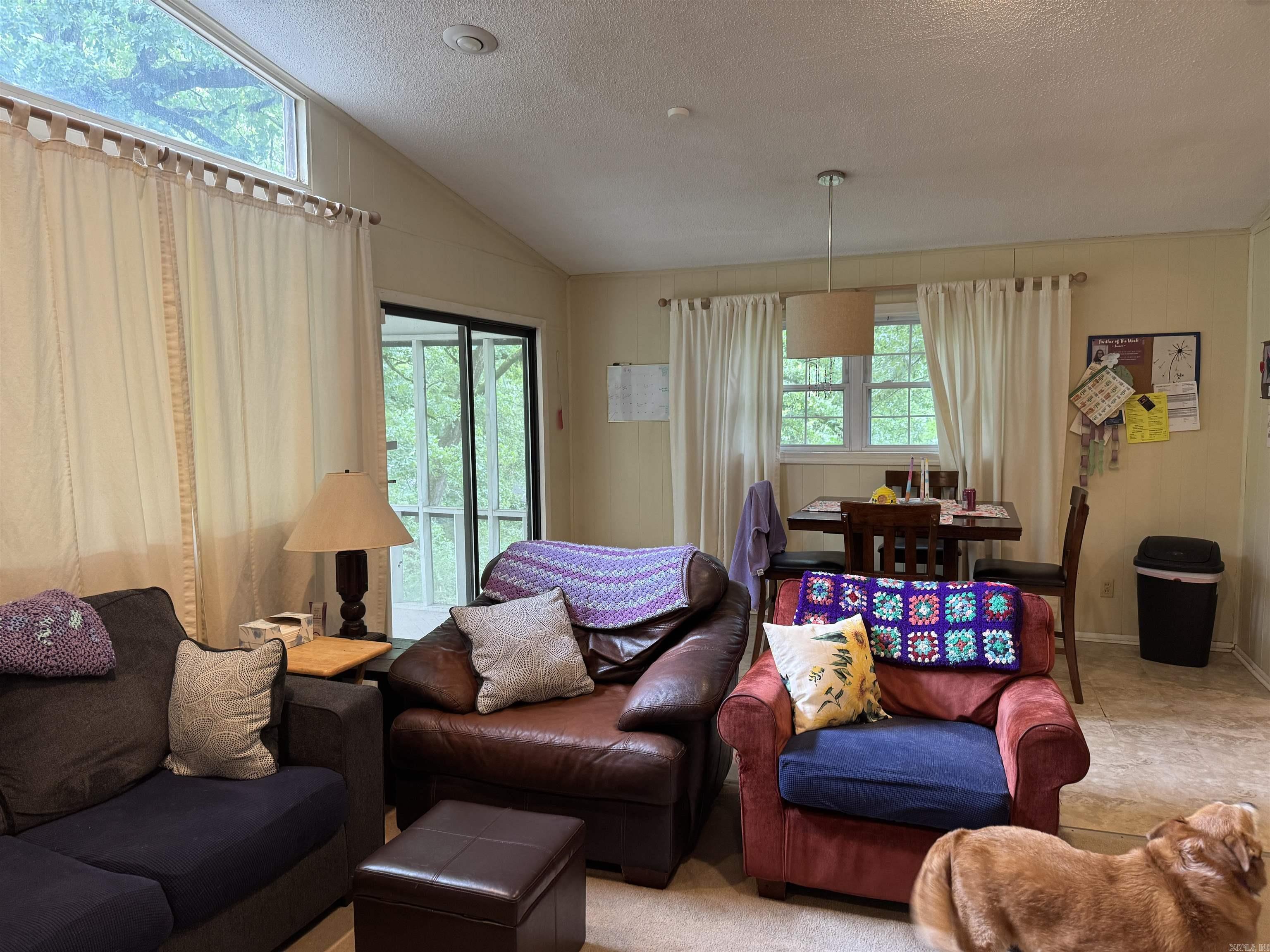 WATSON MANOR - Residential