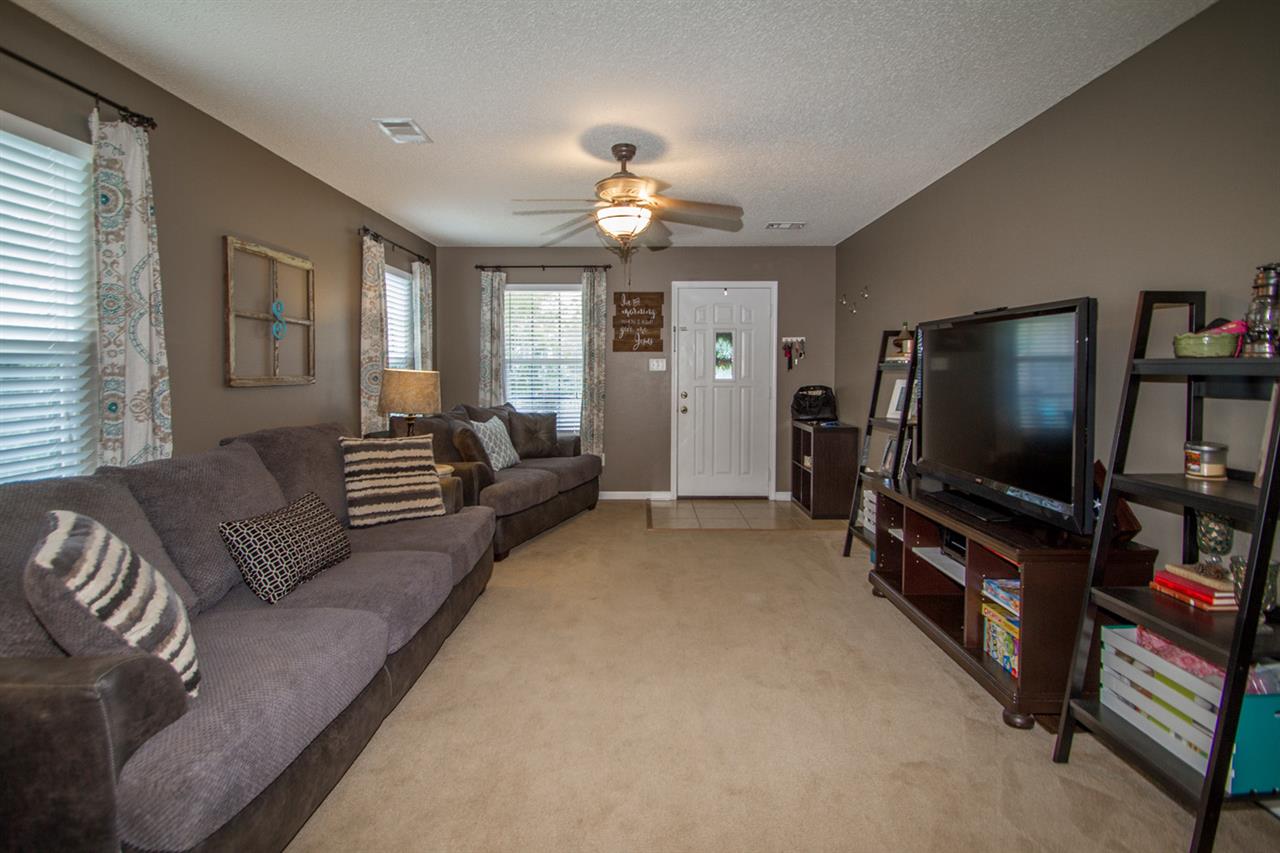 Sharon Oaks - Residential
