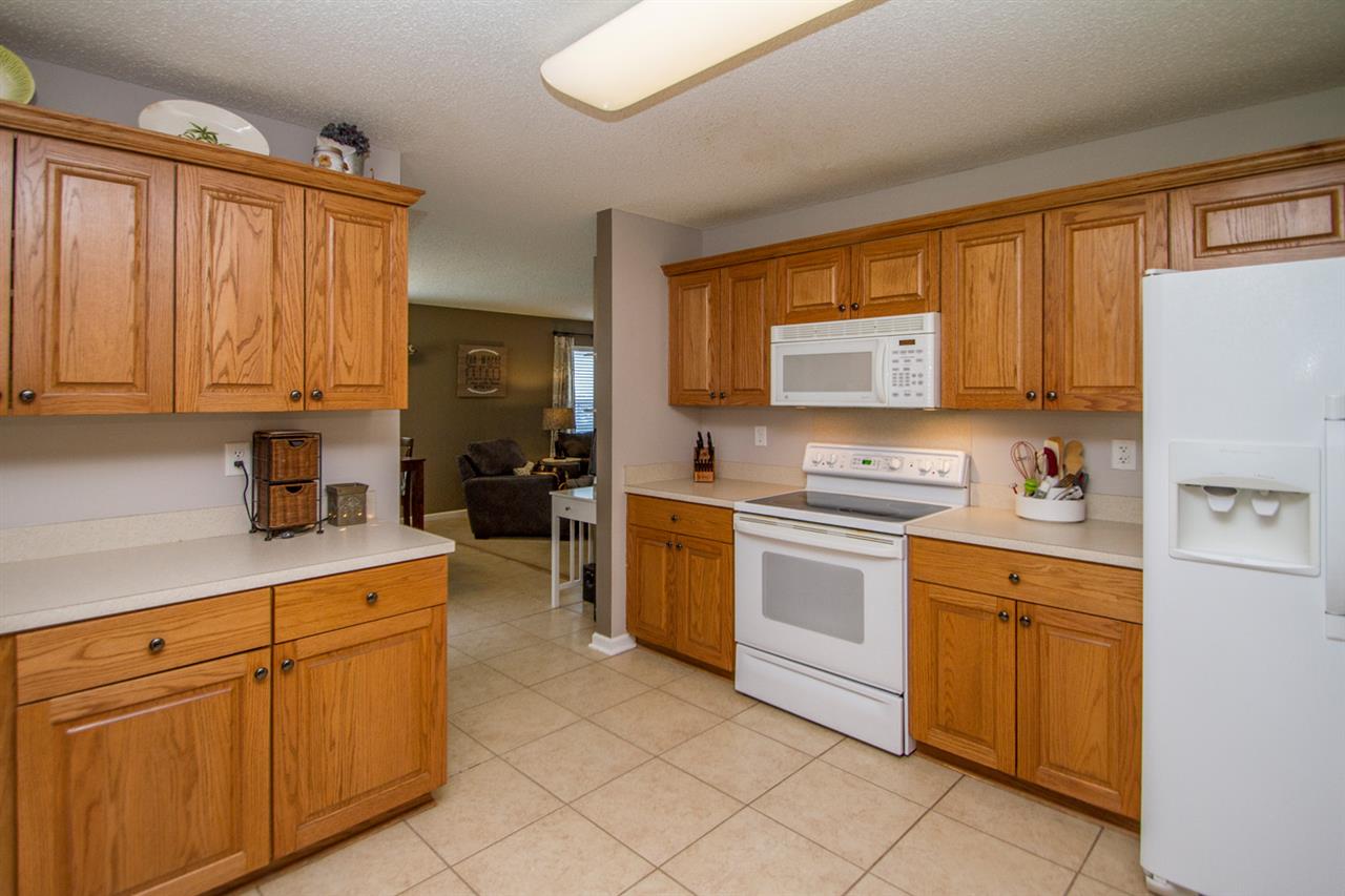 Sharon Oaks - Residential