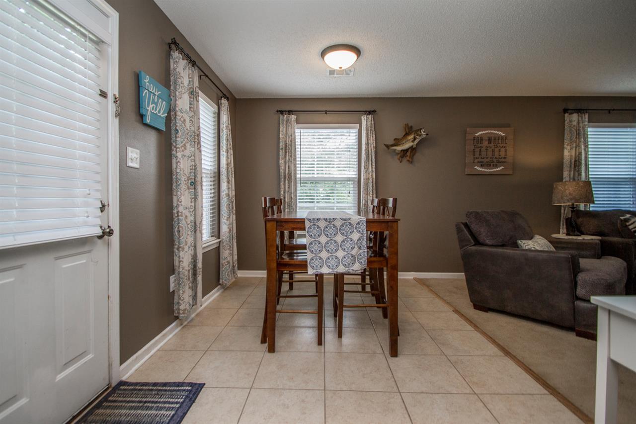 Sharon Oaks - Residential