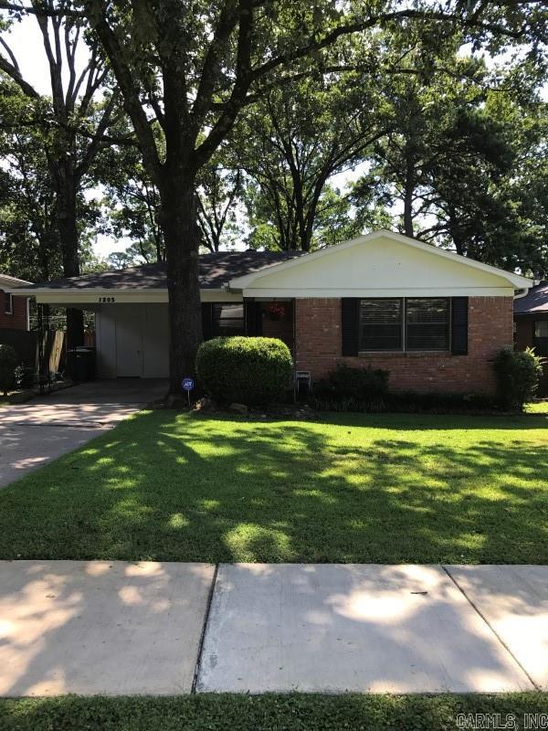 Midtown charmer with updates galore and convenience to all of Little Rock. Original hardwoods have been beautifully restored. Update kitchen, new custom fit window blinds, new paint with designer colors, new wood privacy fence and leaf guard gutters, and much more (please see online documents for full/detailed updated list); Great backyard, patio for entertaining, and a walk down the street to Merriweather park; Come see it today!