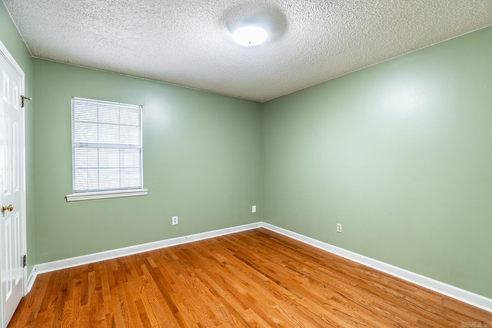 KIMBERLY MANOR ADDN - Residential