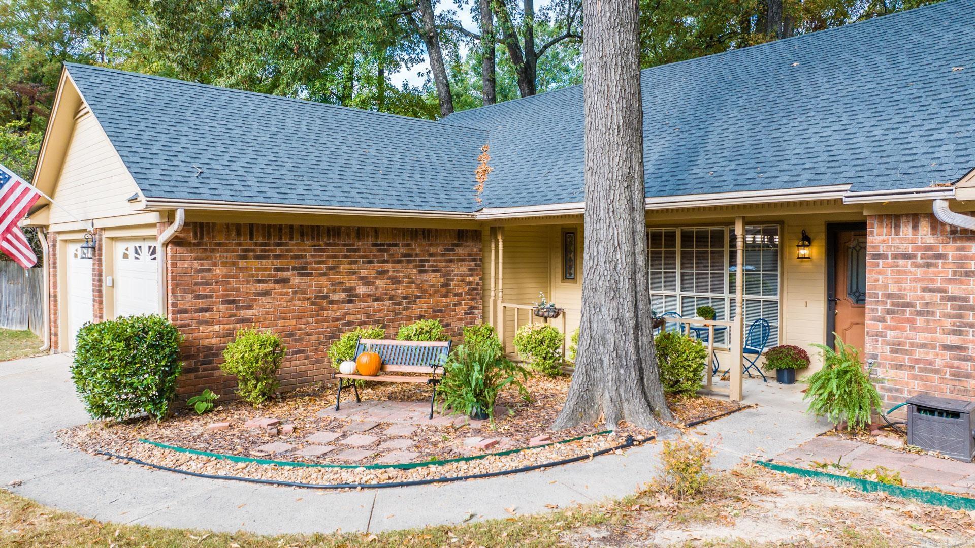 KIMBERLY MANOR ADDN - Residential