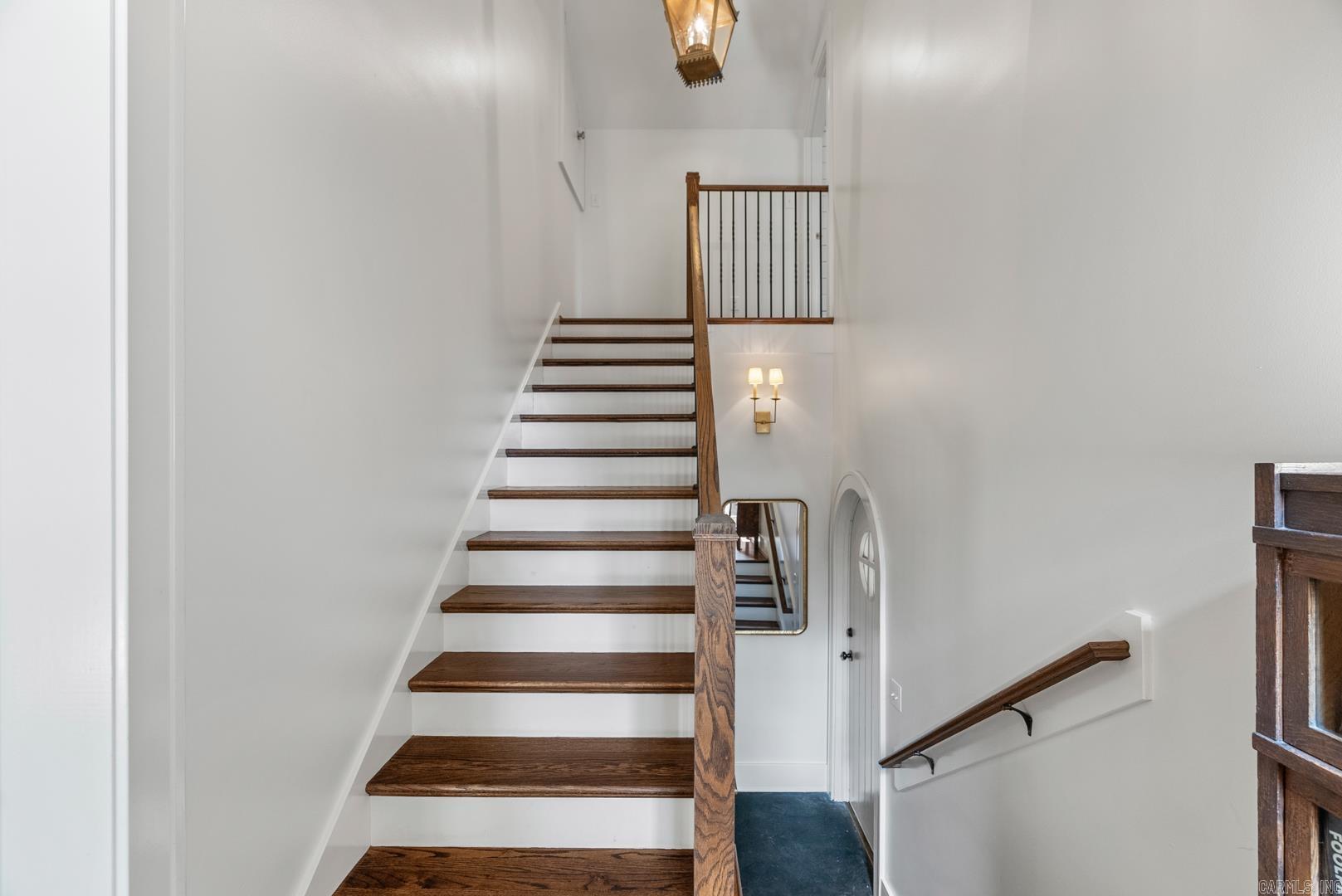 EDGEHILL - Residential