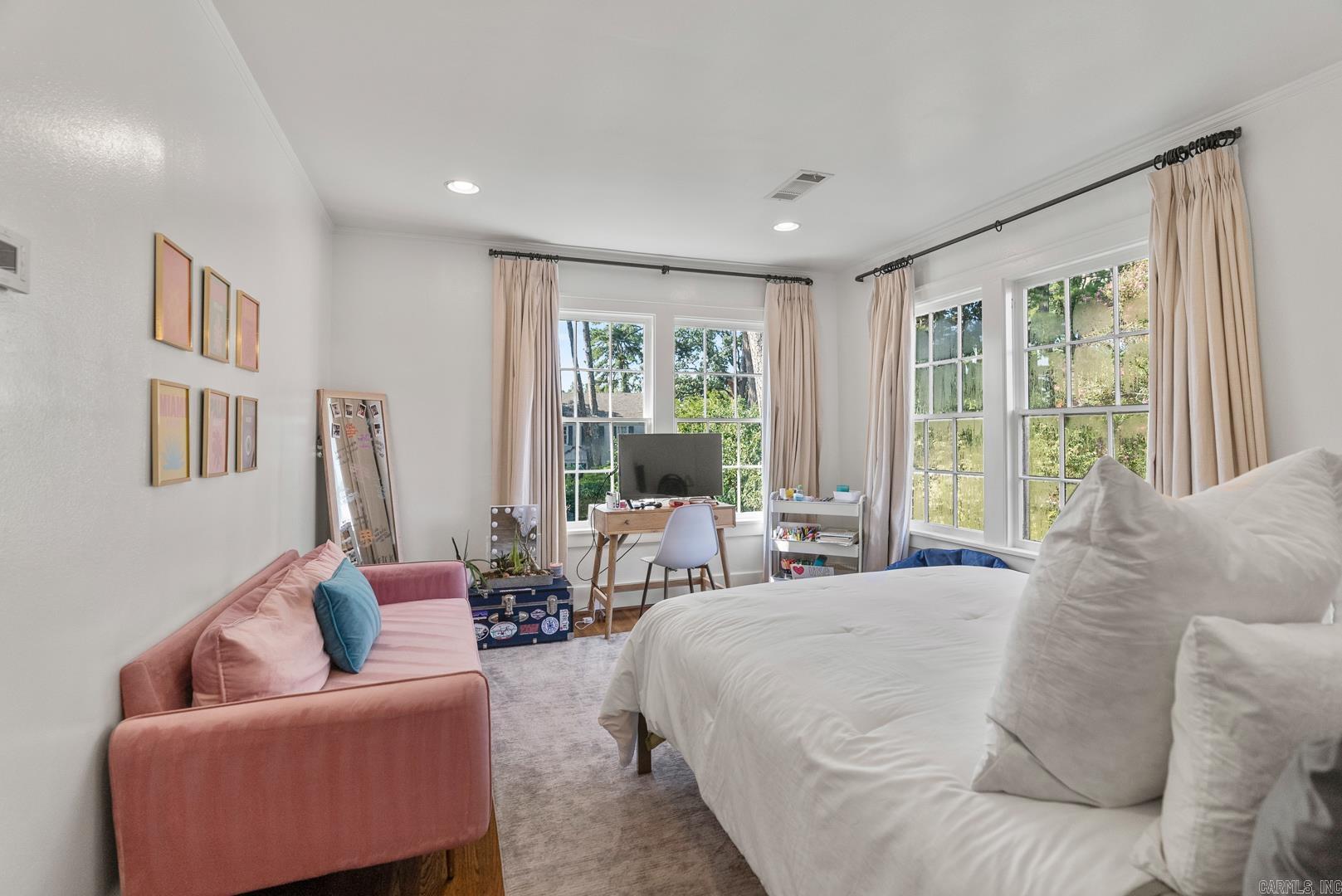 EDGEHILL - Residential