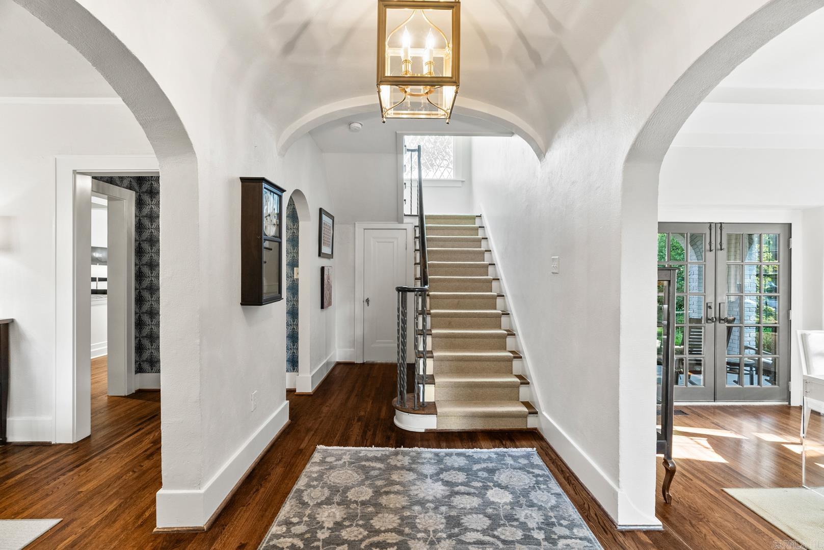 EDGEHILL - Residential