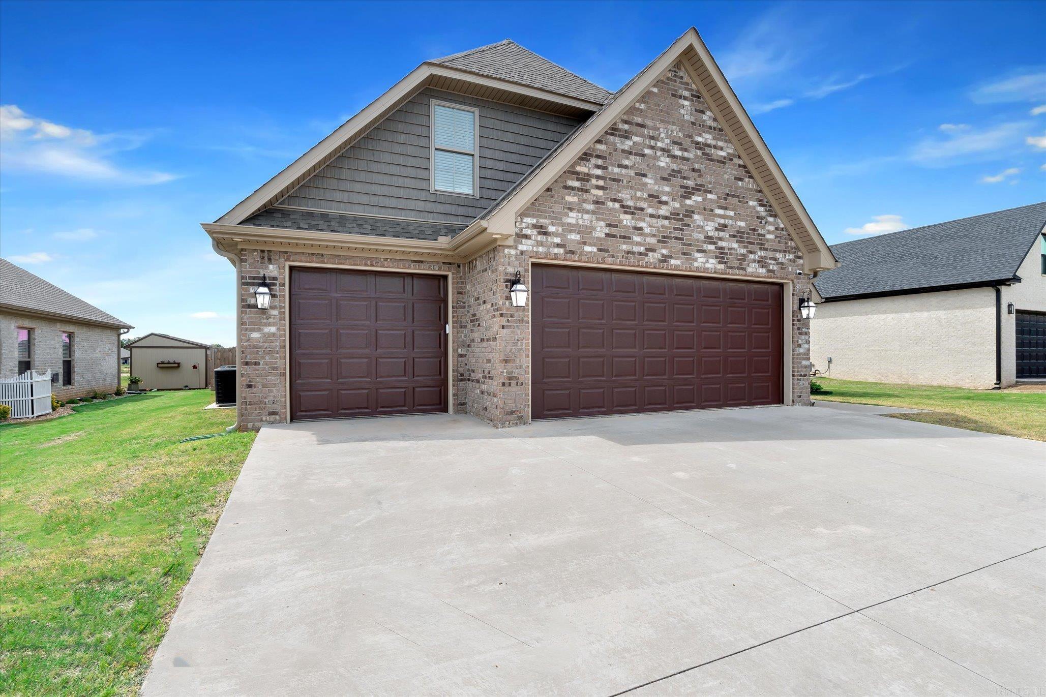 Hidden Creek - Residential