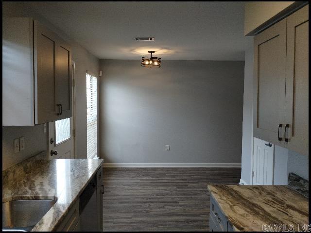 Hillvale - Residential Lease