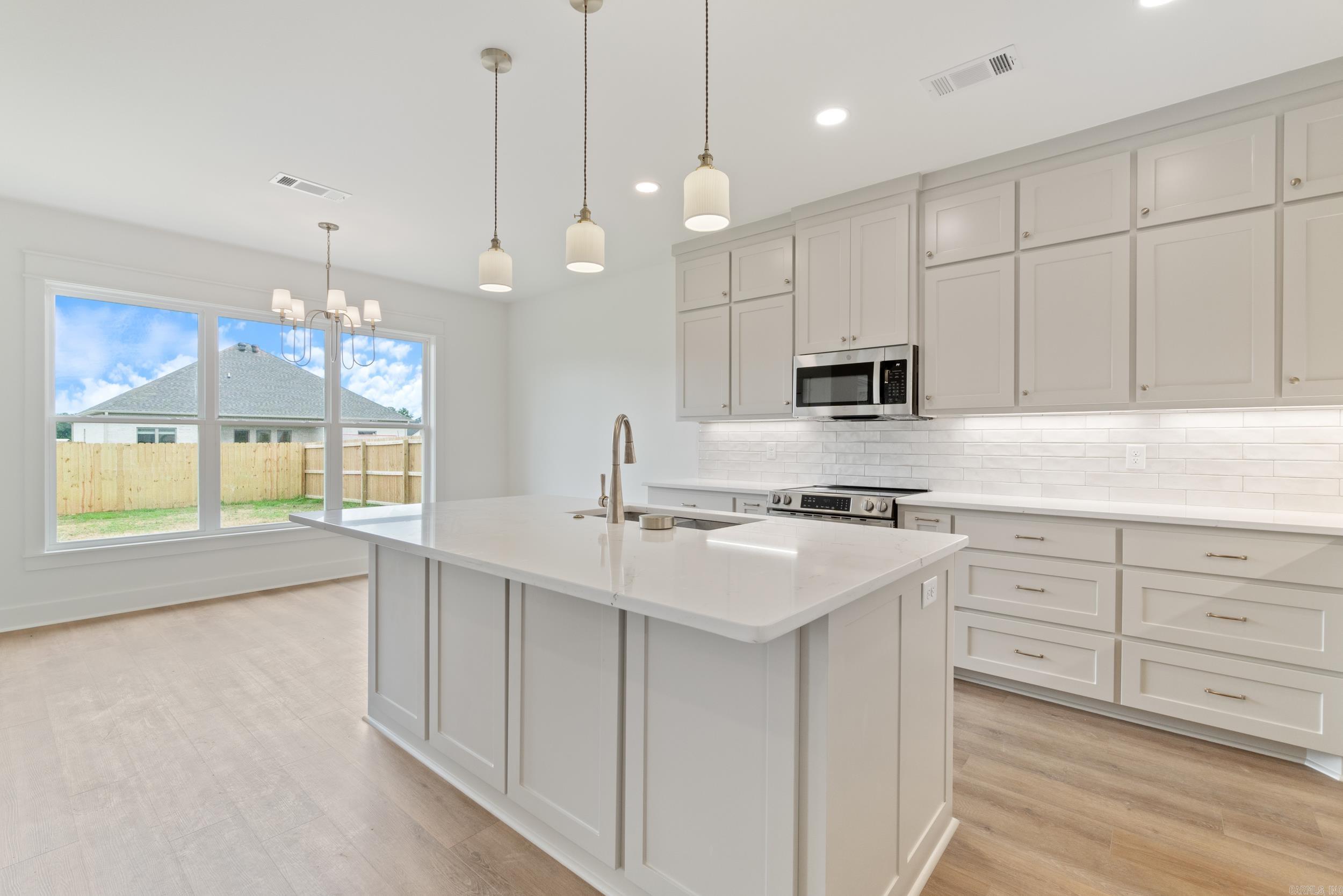 EAST MEADOW - Residential