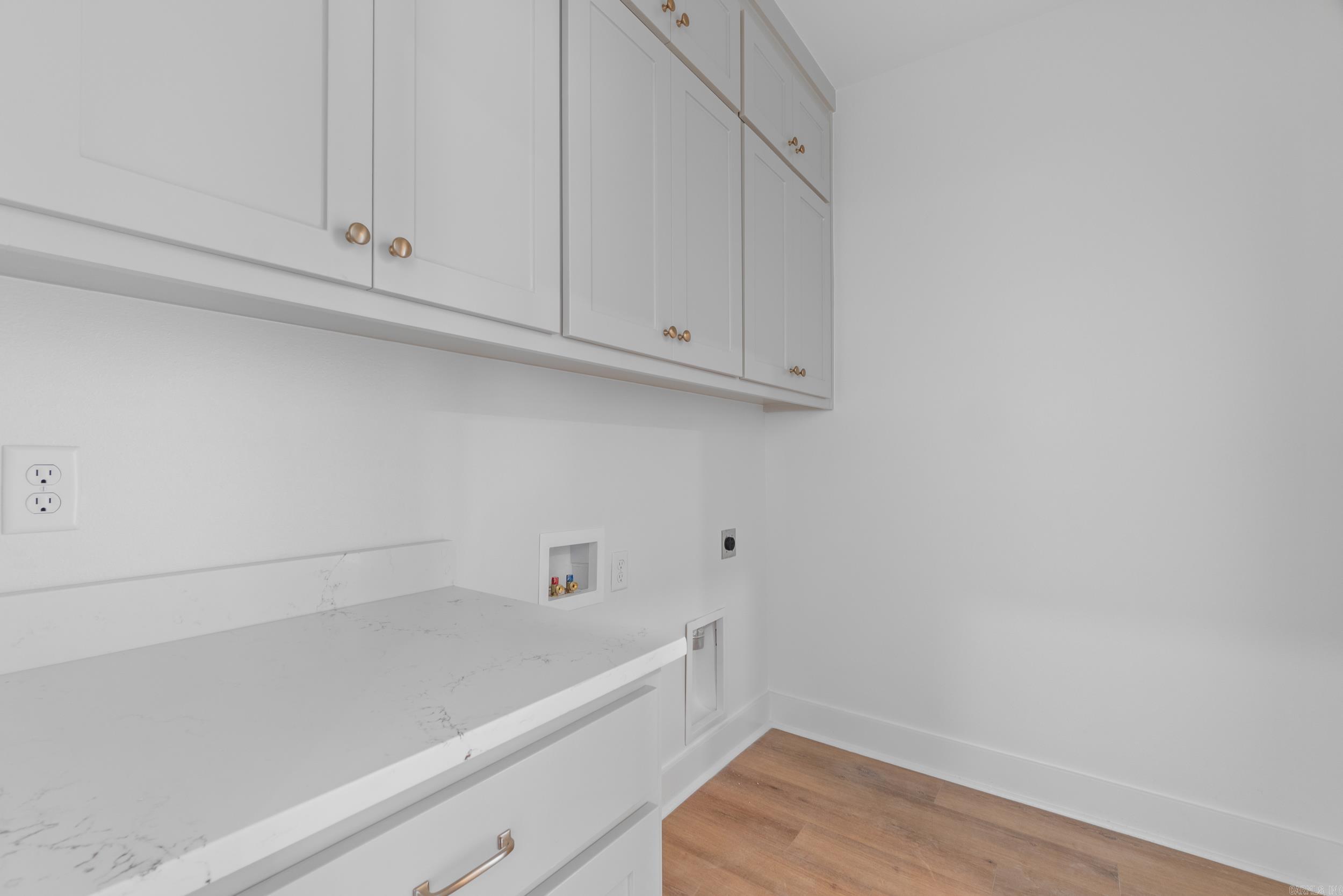 EAST MEADOW - Residential
