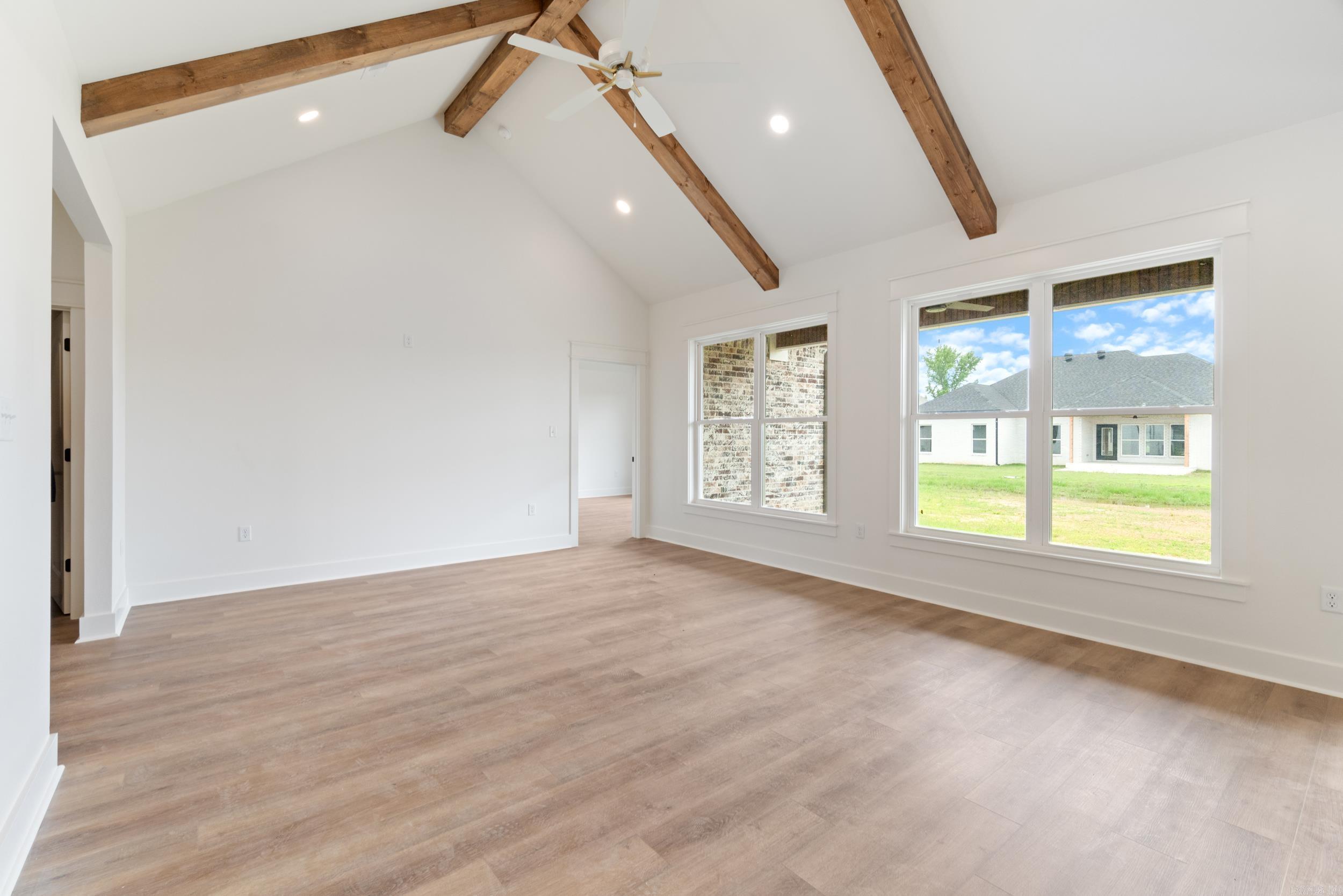 EAST MEADOW - Residential