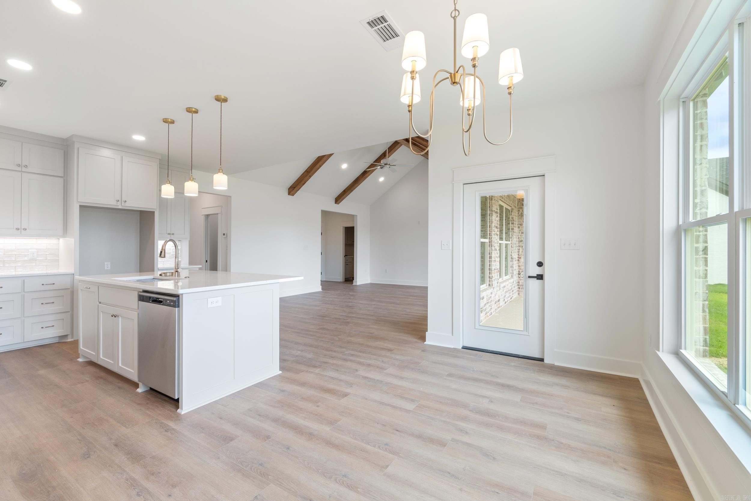 EAST MEADOW - Residential