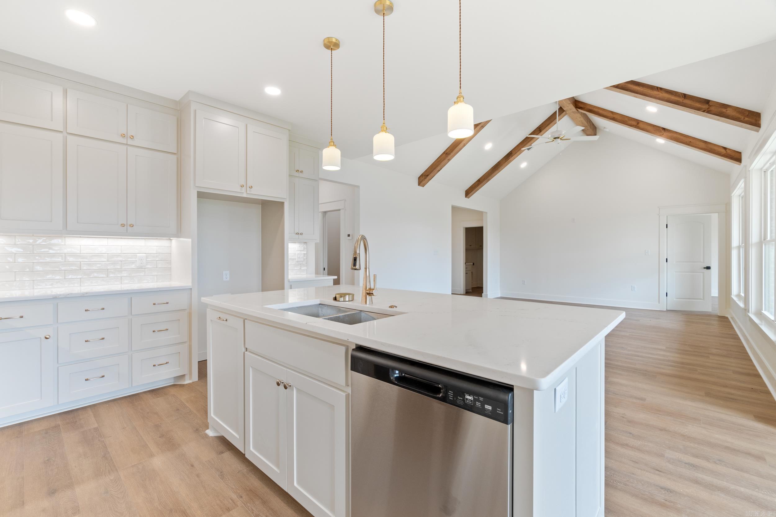 EAST MEADOW - Residential