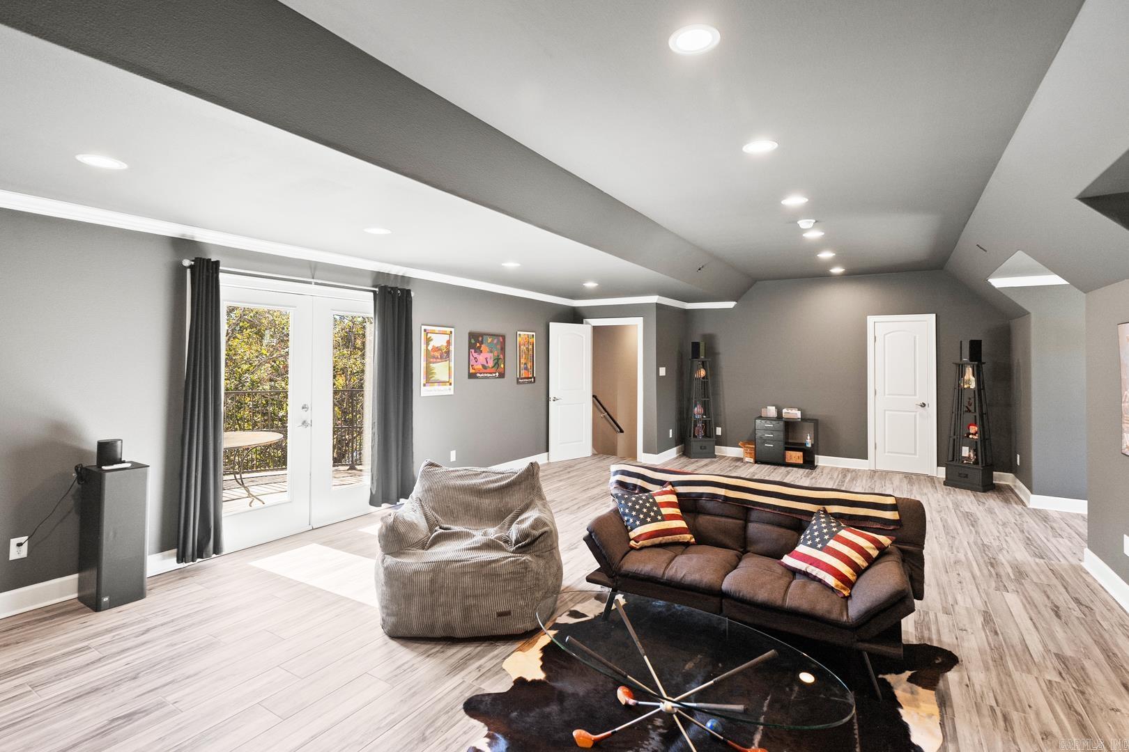 GREYSTONE - Residential