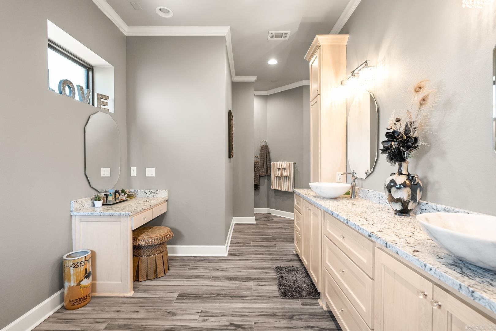 GREYSTONE - Residential