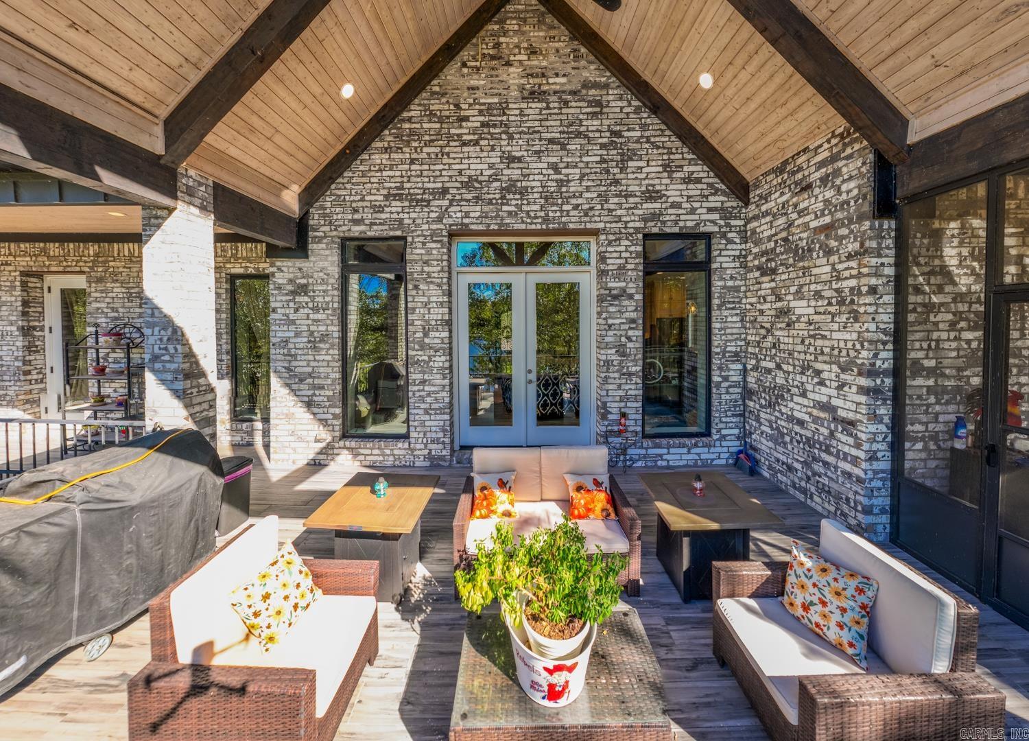 GREYSTONE - Residential