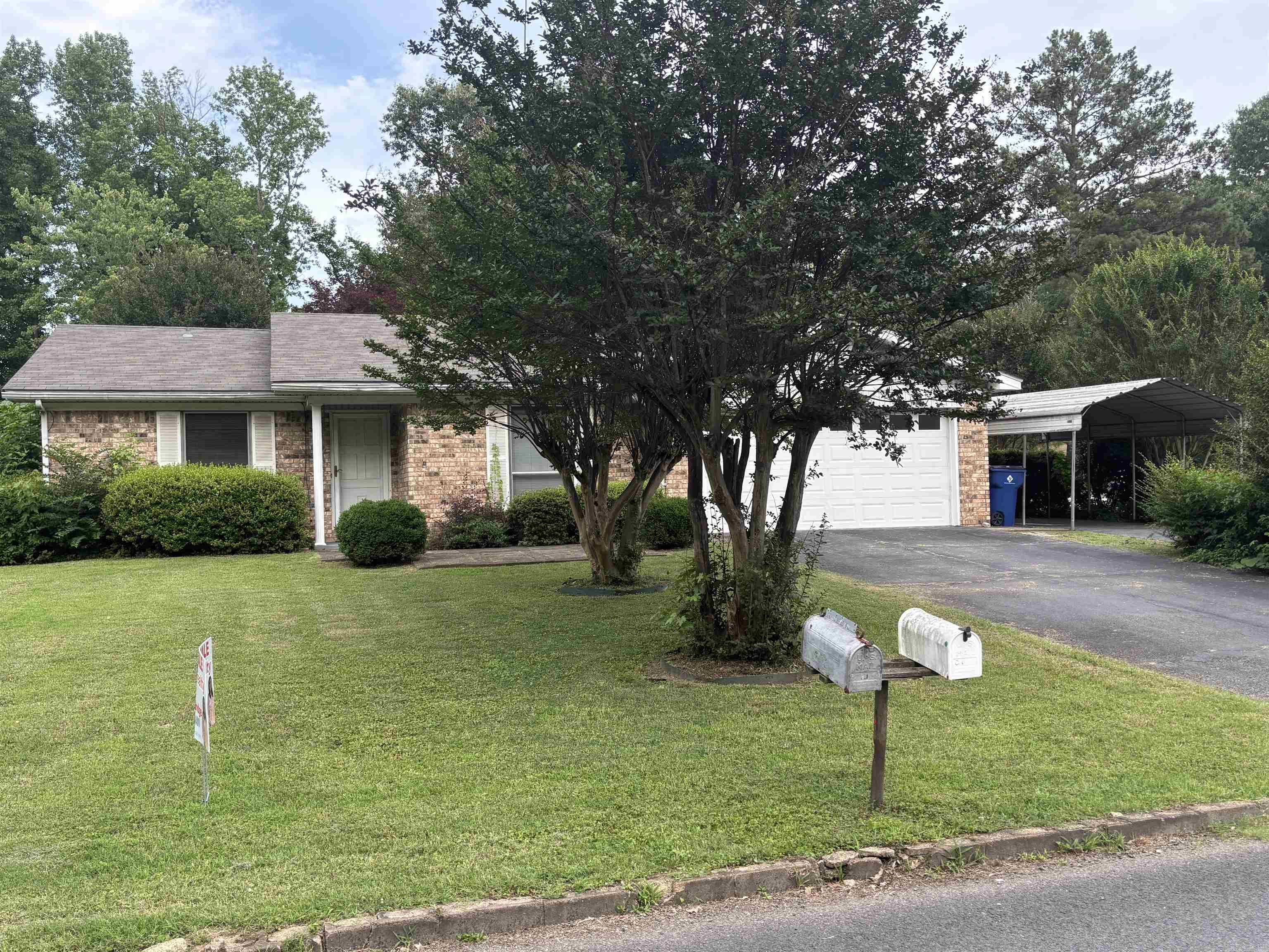 OAK MEADOWS - Residential