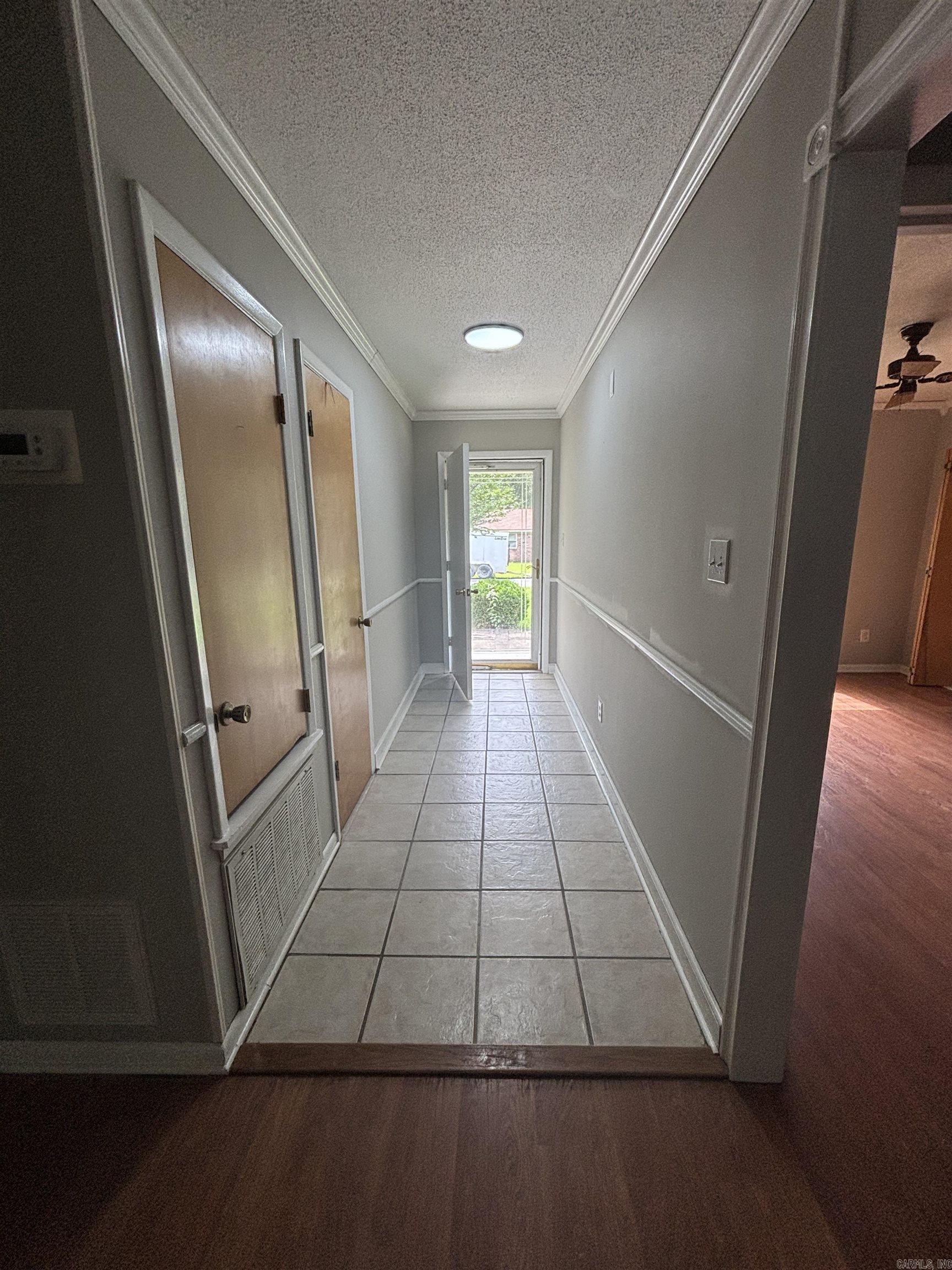 OAK MEADOWS - Residential