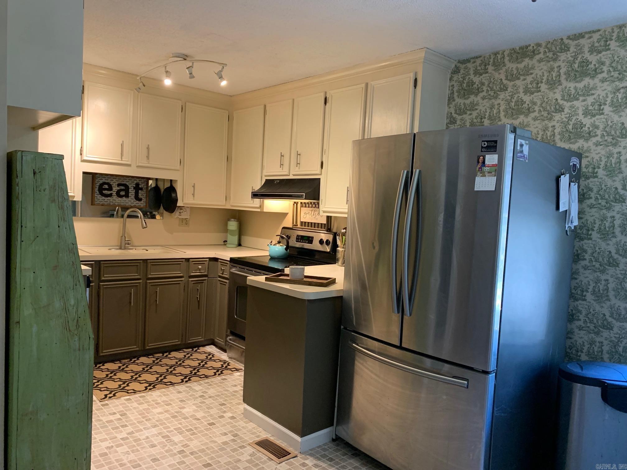 STONELEDGE TO COOK MTN VIL - Residential