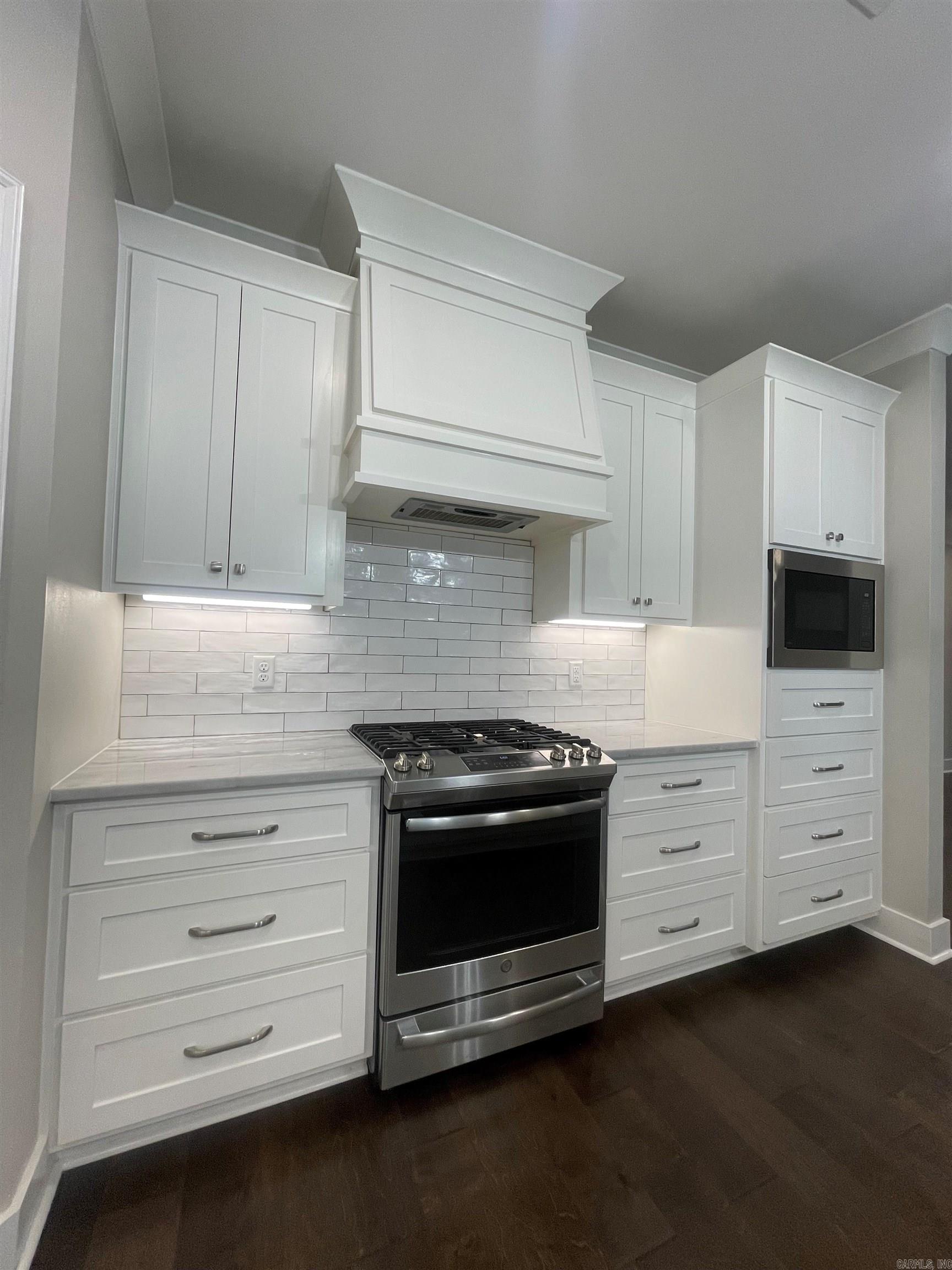 EDGEWATER ADDN - Residential