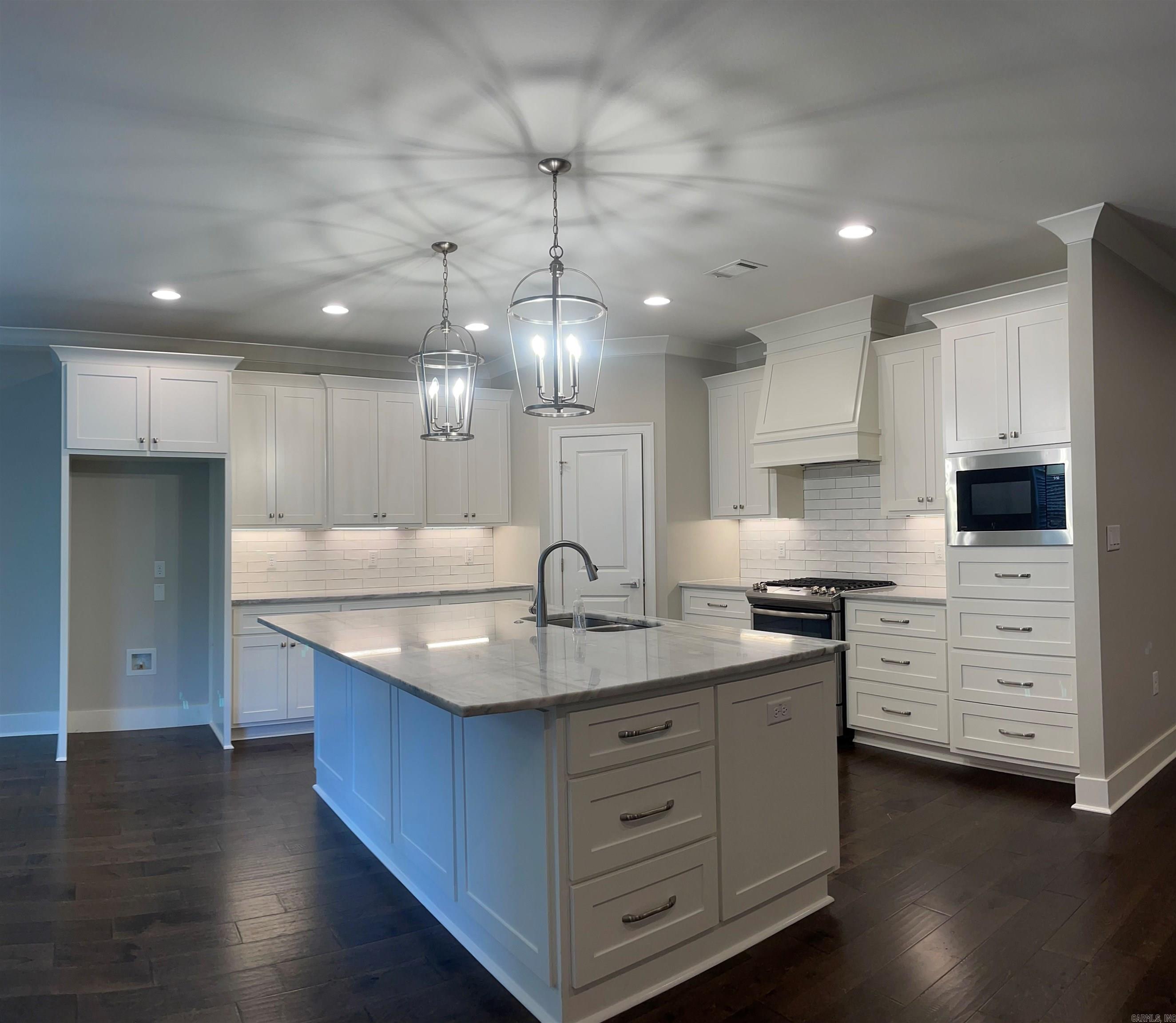 EDGEWATER ADDN - Residential