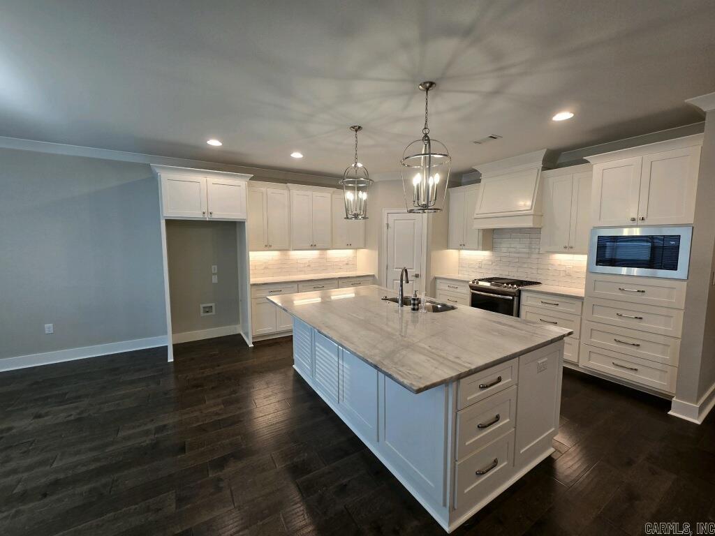 EDGEWATER ADDN - Residential