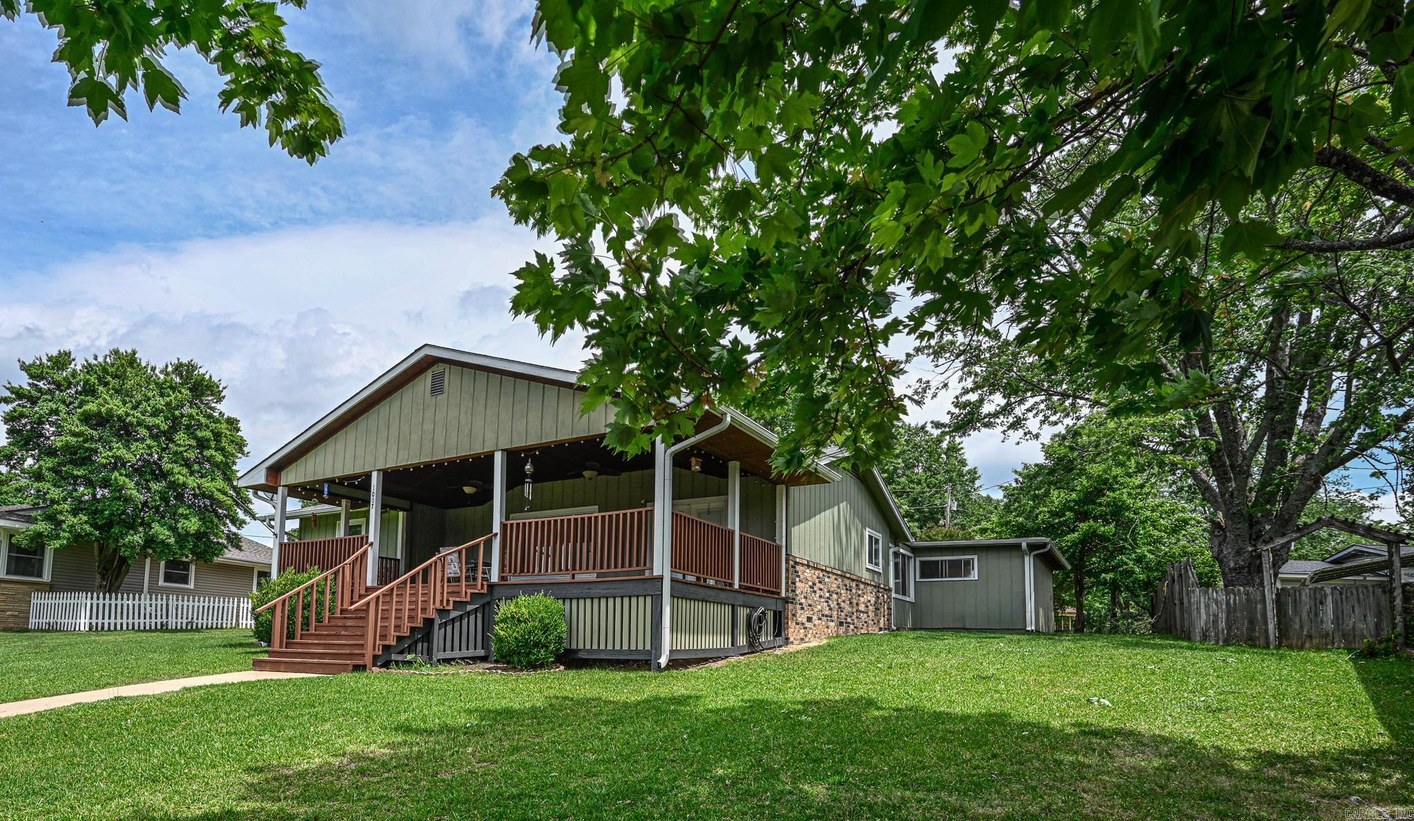 SPRING LAKE SUB - Residential