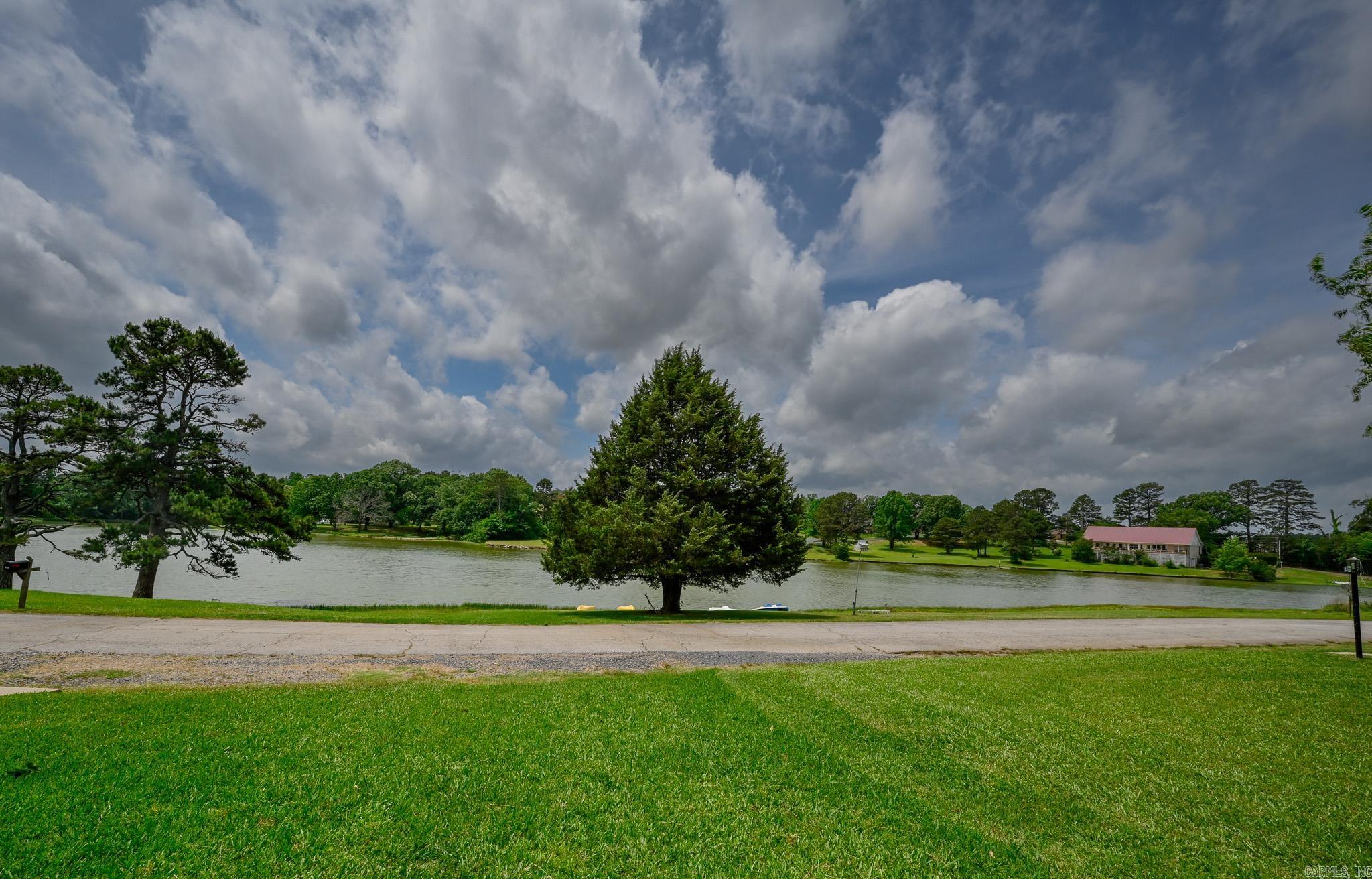 SPRING LAKE SUB - Residential