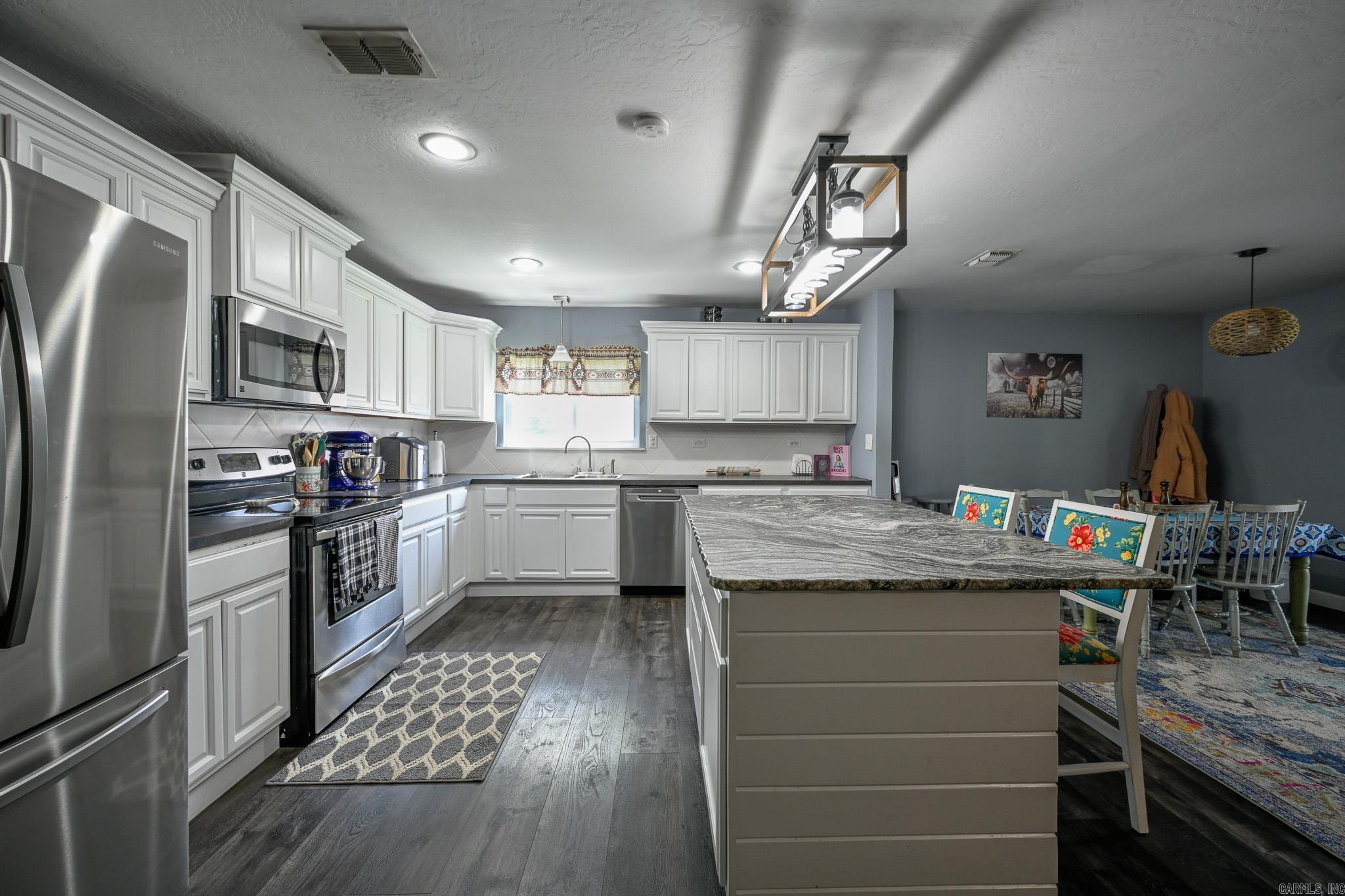 SPRING LAKE SUB - Residential