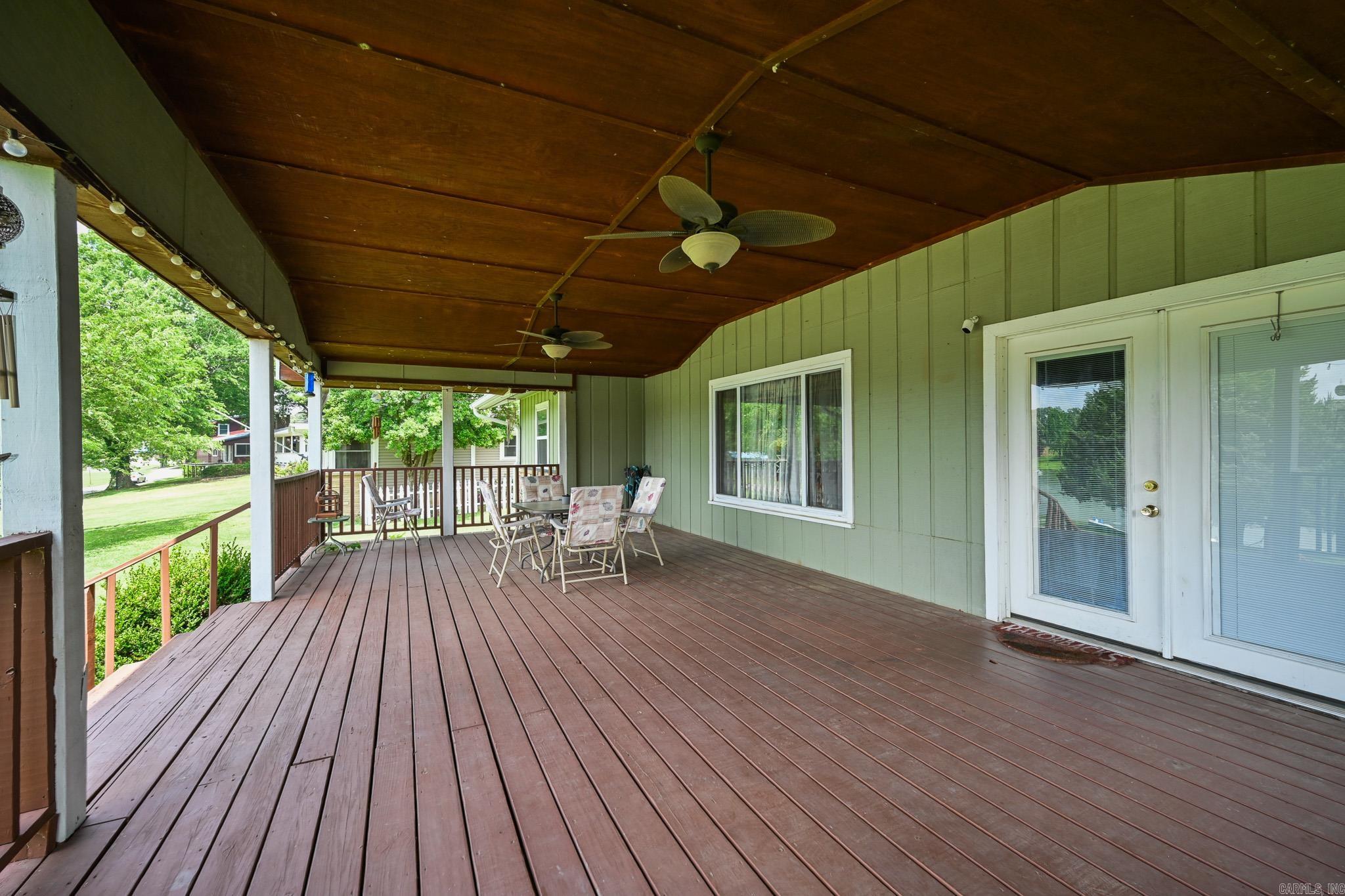 SPRING LAKE SUB - Residential