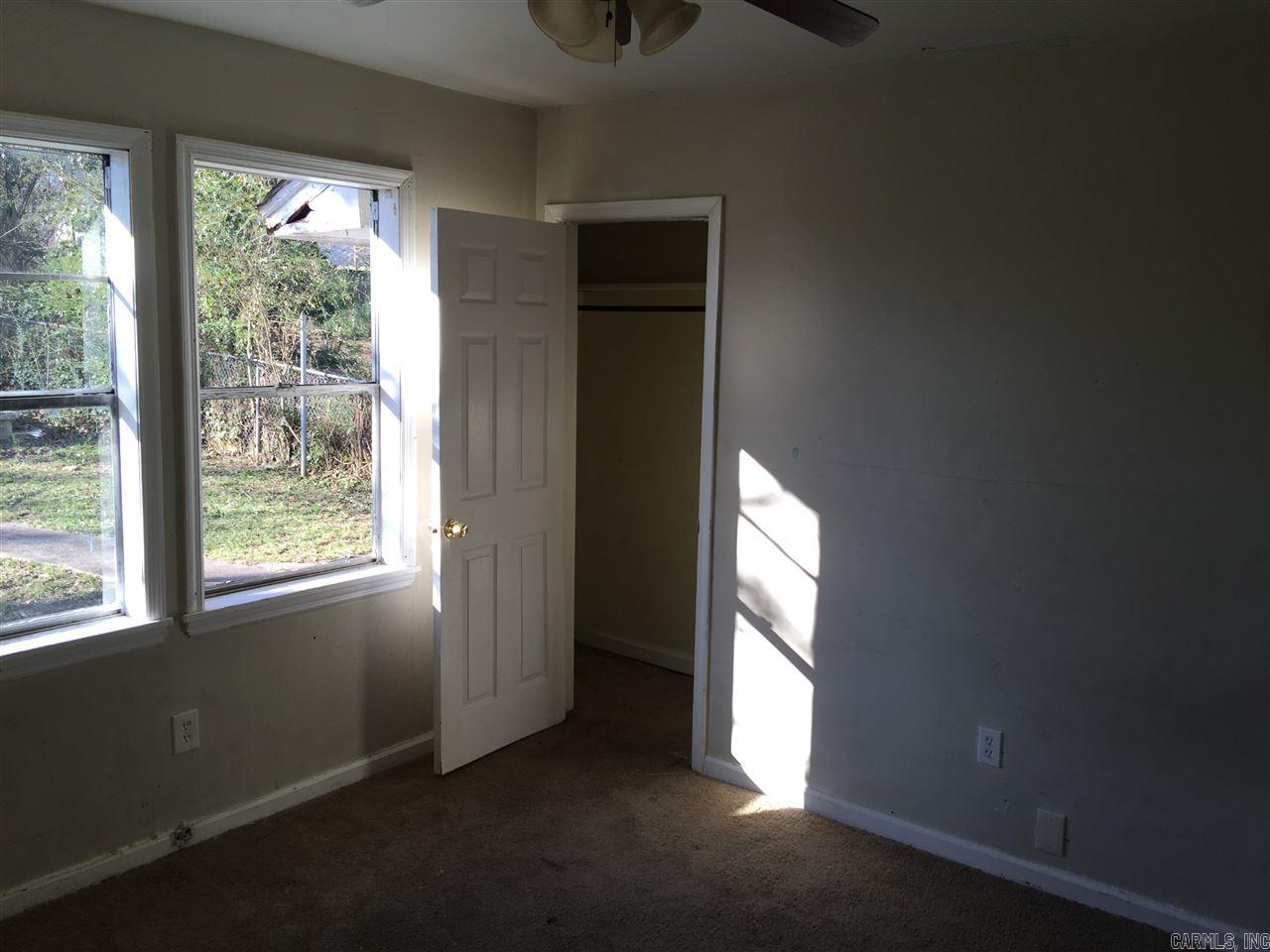 Kinsworthy & Henderson - Residential