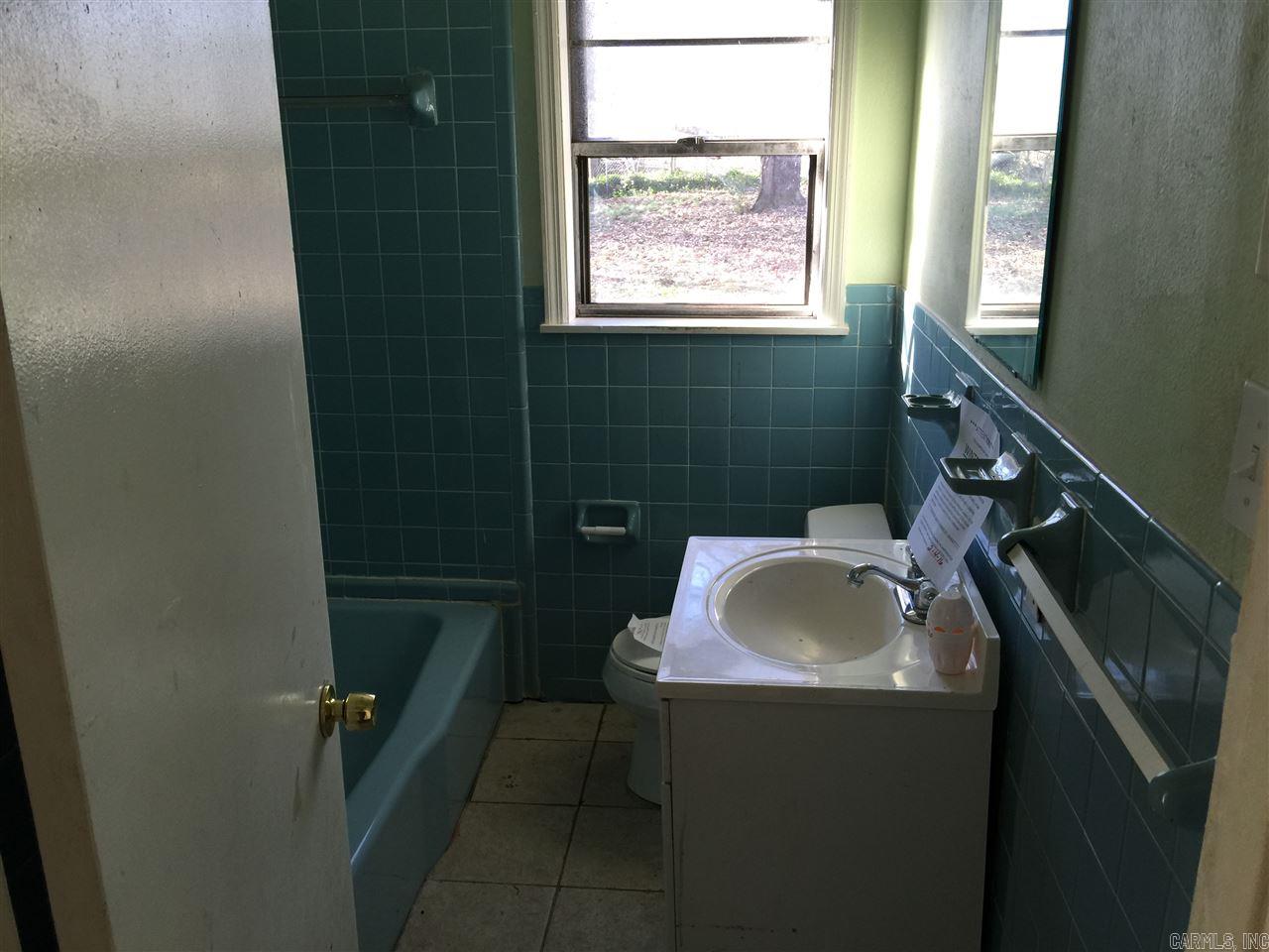 Kinsworthy & Henderson - Residential