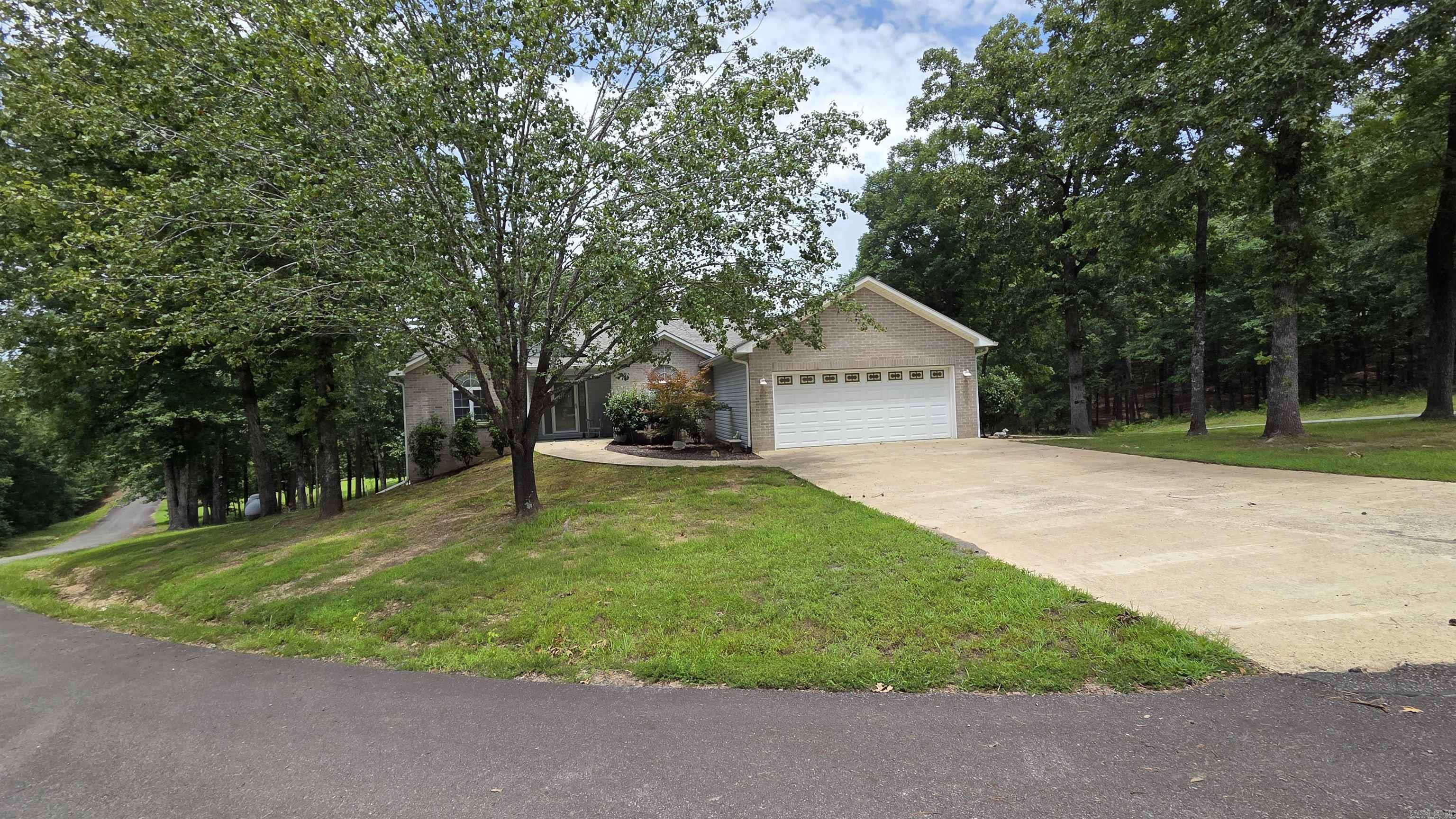 FOX RUN VILLAGE - Residential
