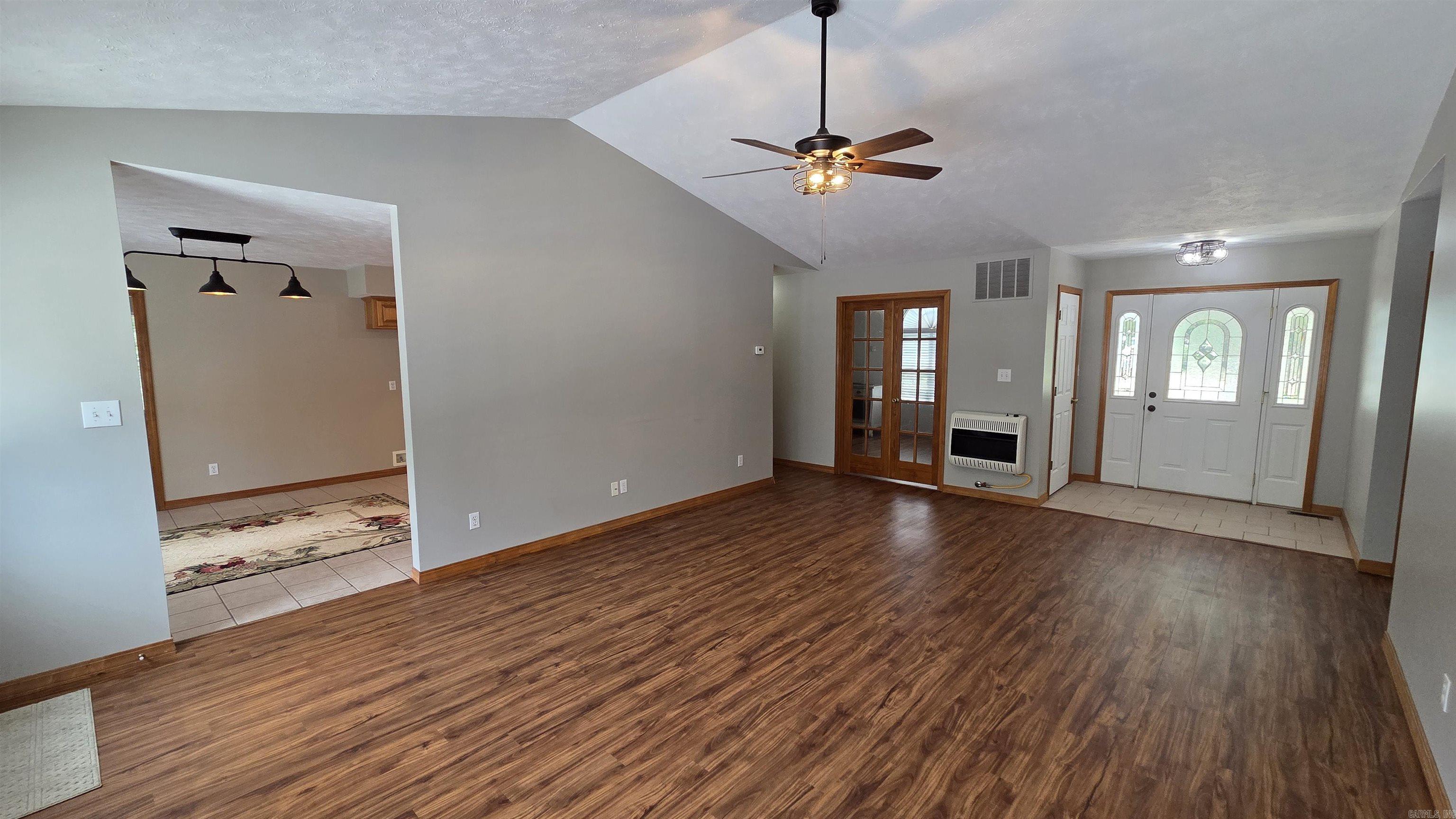 FOX RUN VILLAGE - Residential