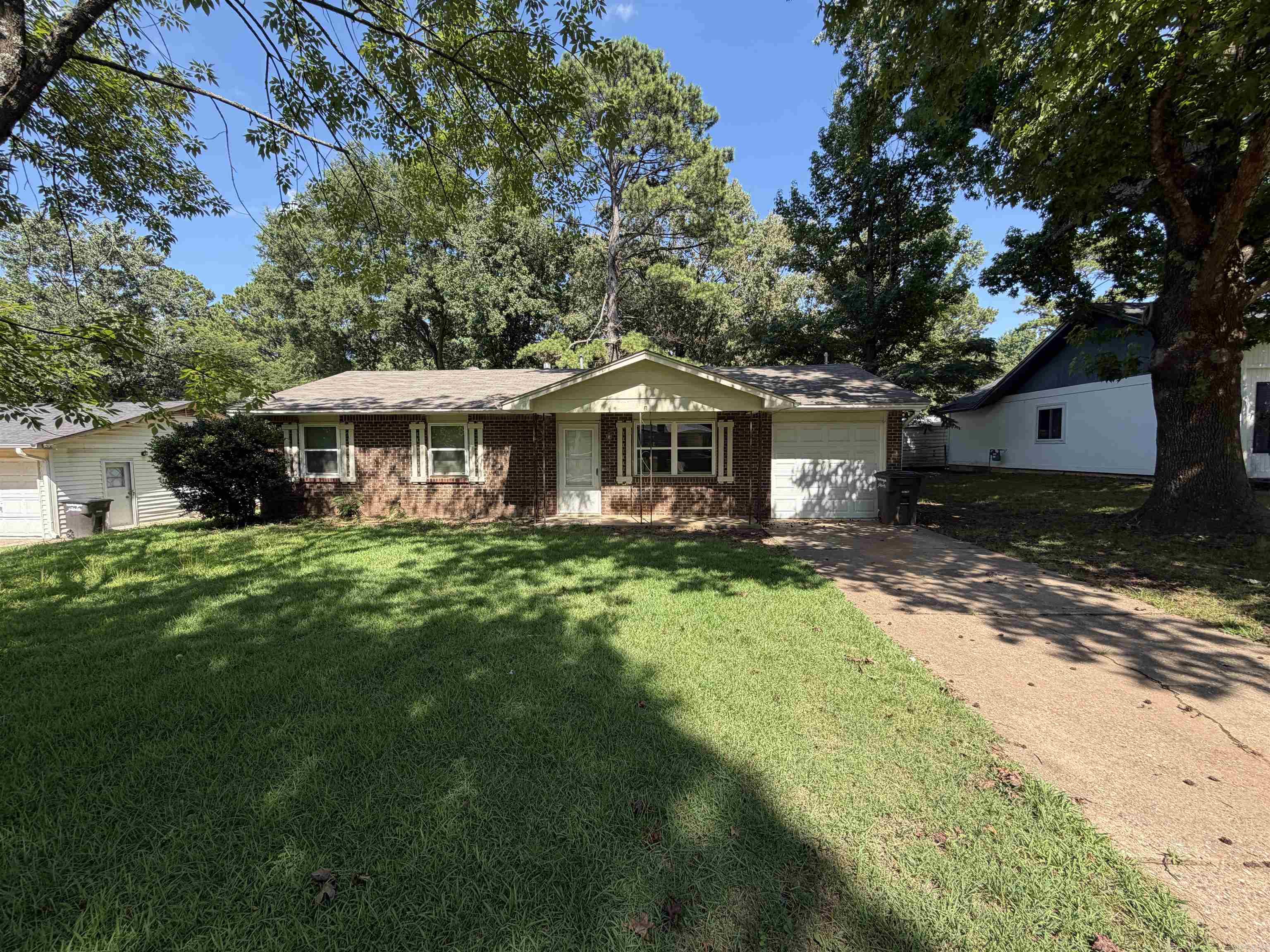 Well maintained home in a great location. Laminate flooring throughout.  Newer HVAC system.  Newer windows. 3 Bedrooms 1.5 Baths.  Fenced backyard with a storage building.  1 car garage.  Great first home or perfect for investment!