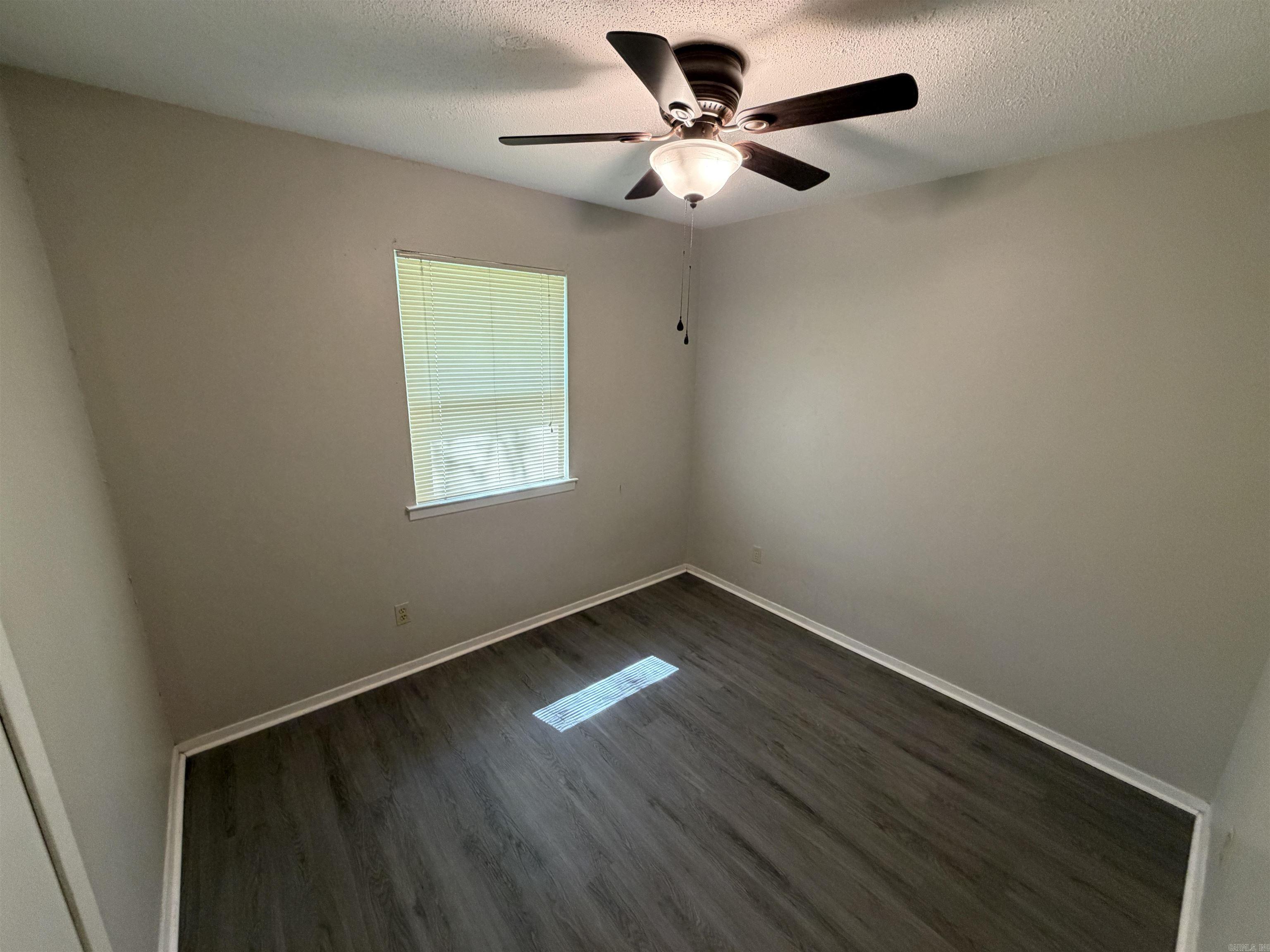 BRIARFIELD - Residential