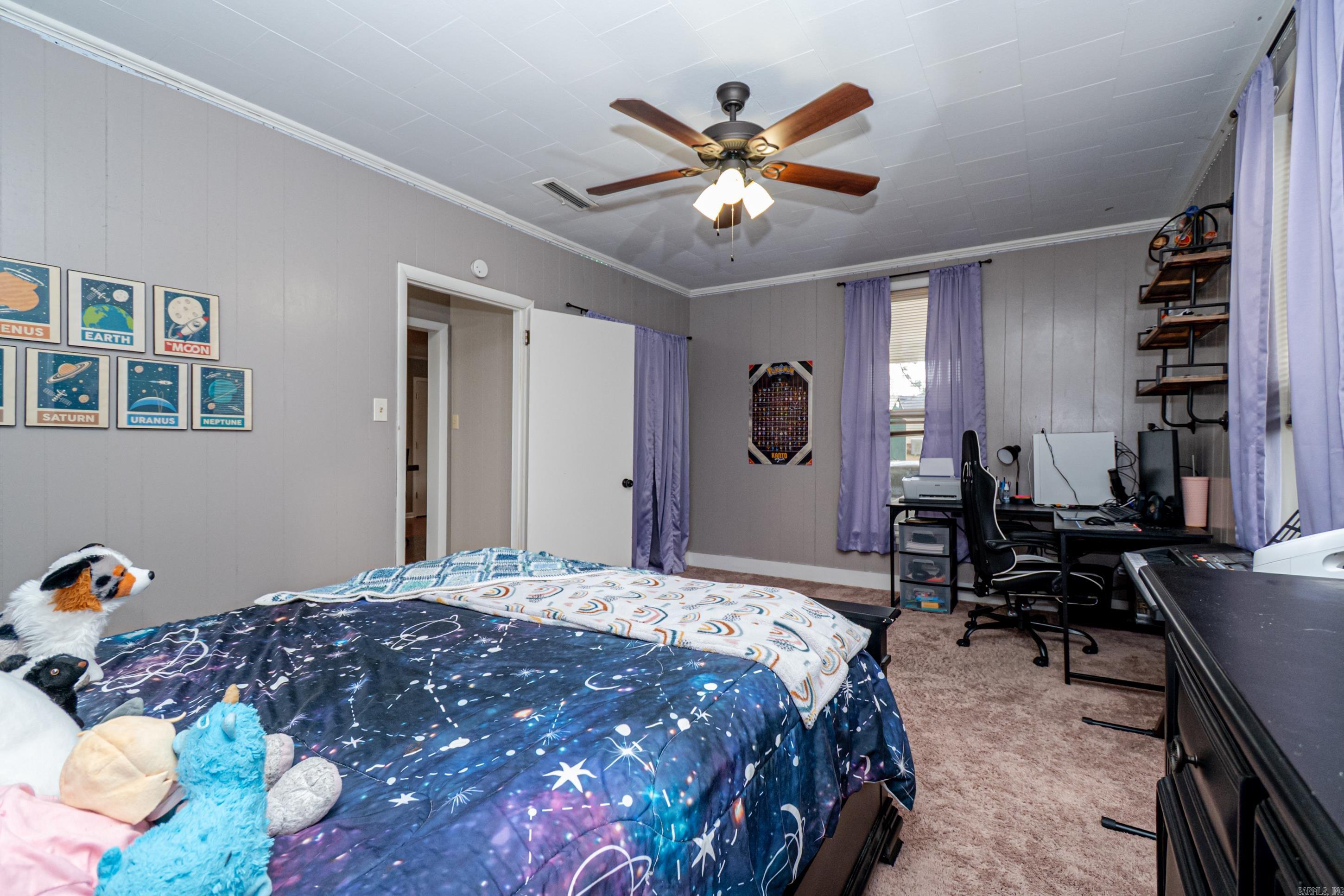 GREEN ACRES - Residential