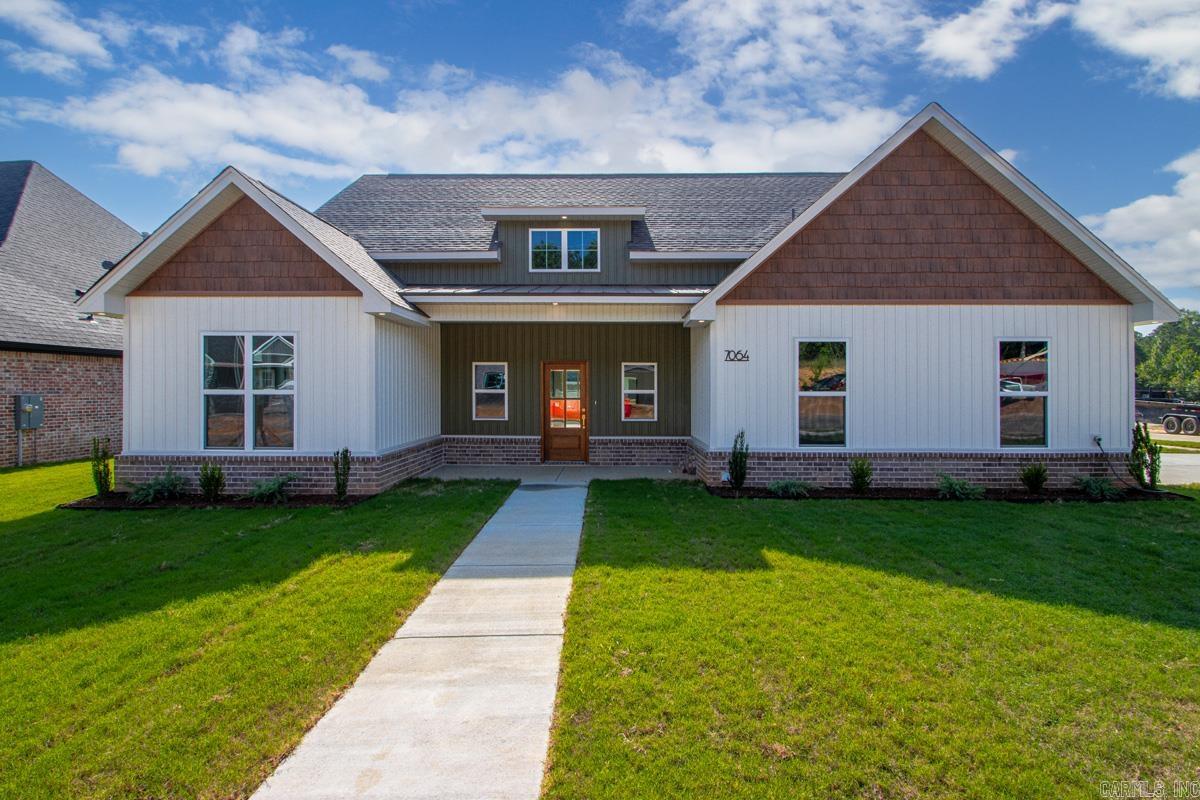 CREEKSIDE - Residential