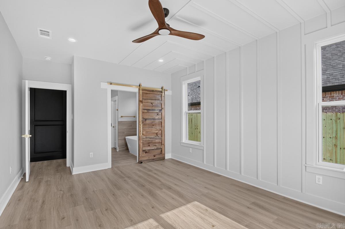 CREEKSIDE - Residential